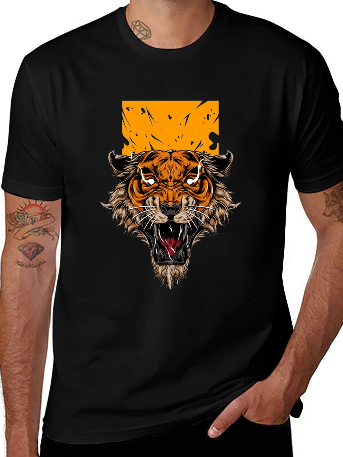 Variant 22 of Tiger Graphic Print Black T-Shirt