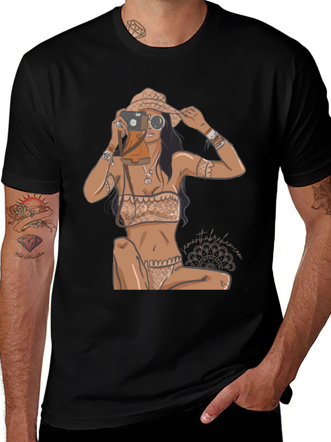 Variant 27 of Vintage Camera Graphic Tee - Cool Tourist T-Shirt