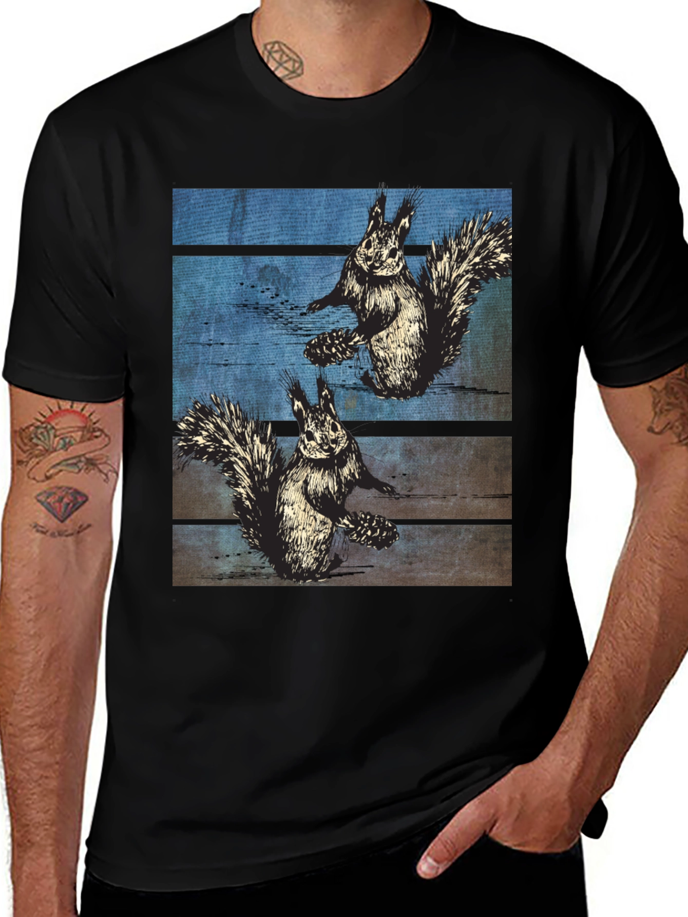 Variant 10 of Squirrel Graphic Print Crew Neck T-Shirt