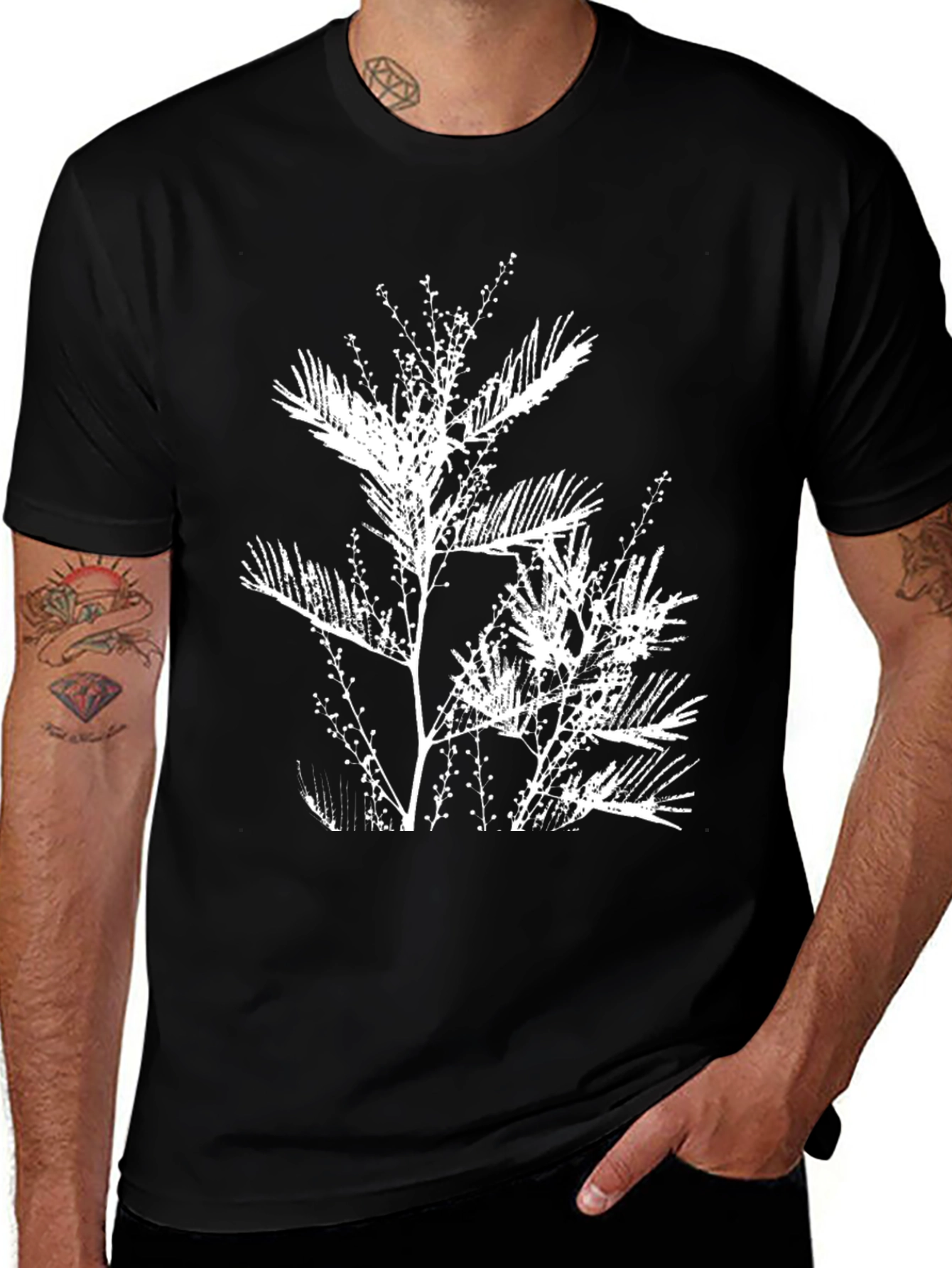 Variant 28 of Botanical Print Black T-Shirt