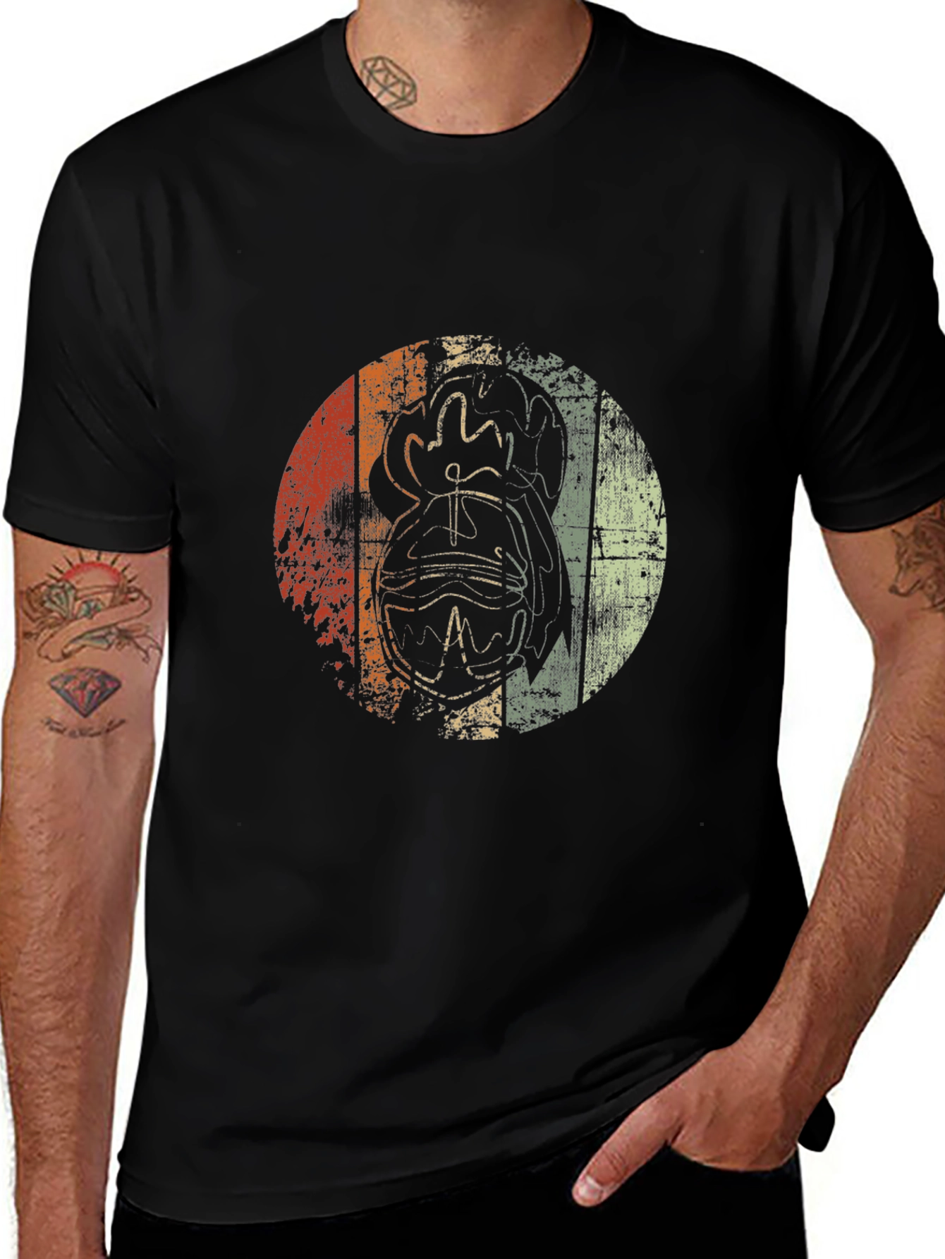 Variant 21 of Retro Knight Helmet Graphic T-Shirt