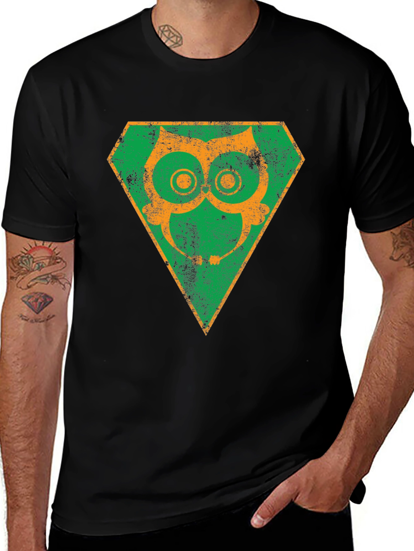 Variant 20 of Retro Owl Graphic Tee - Black