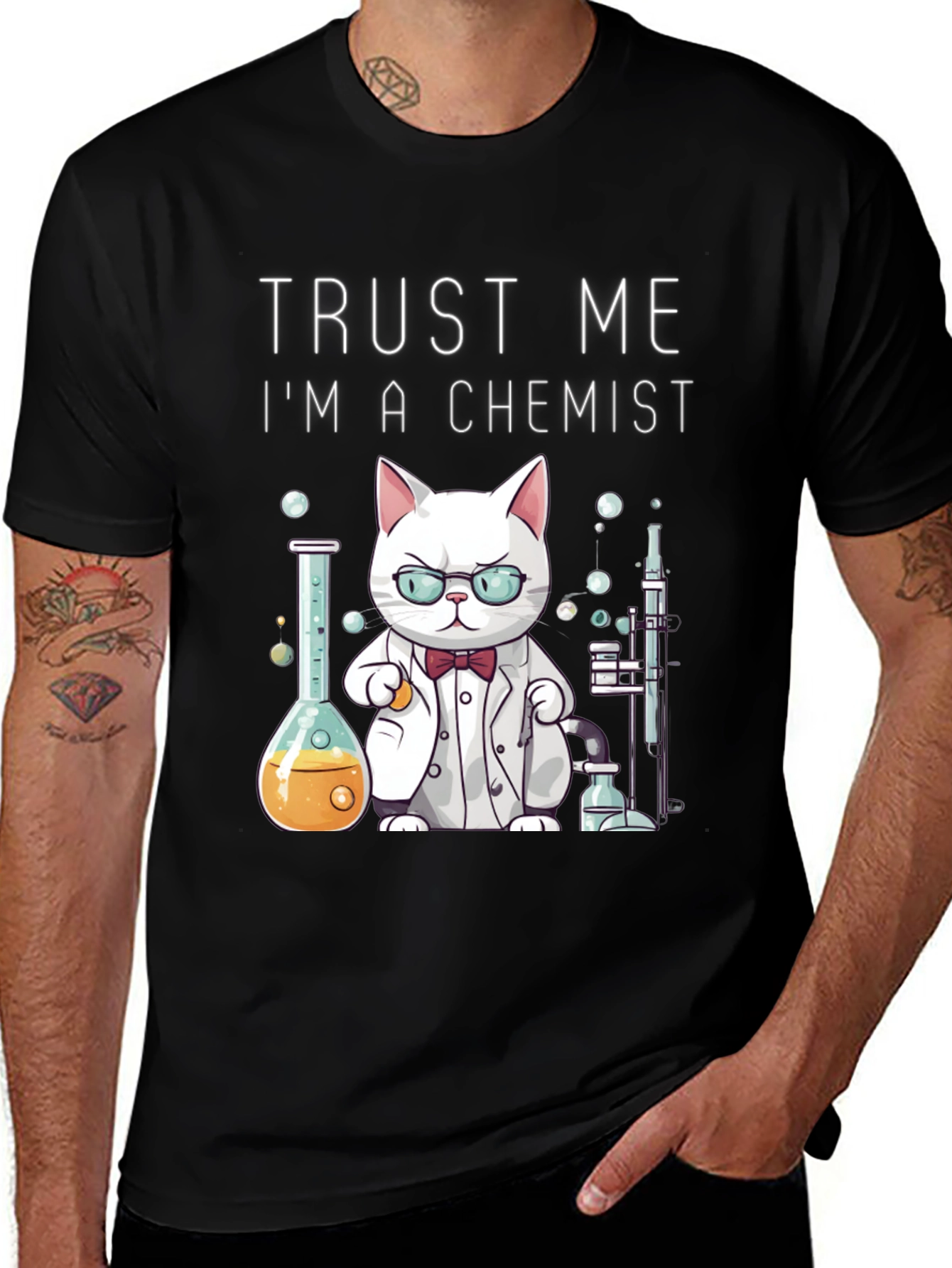 Black Trust Me I'm a Chemist Cat T-Shirt main image