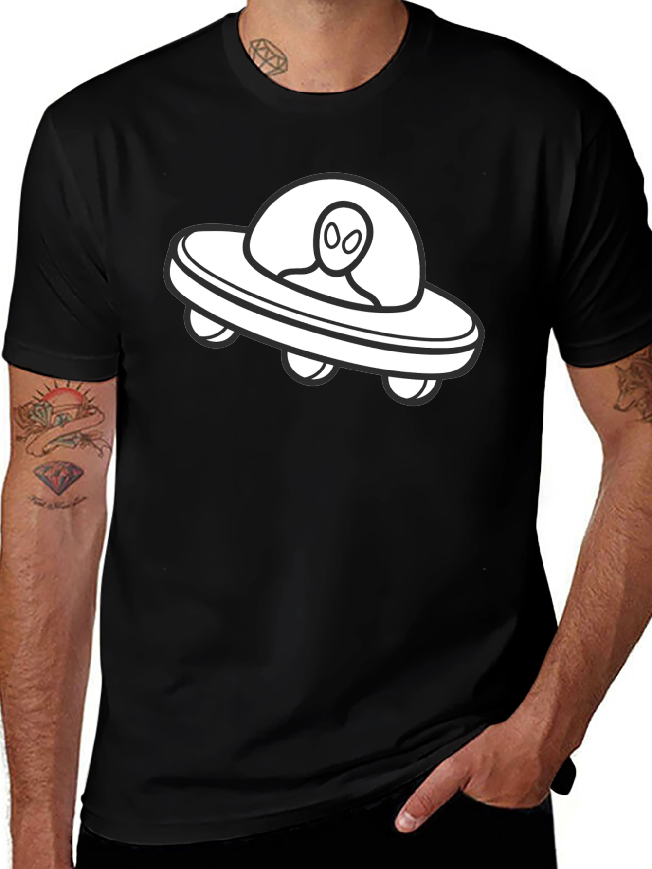 Variant 21 of UFO Alien Graphic T-Shirt - Classic Black Tee