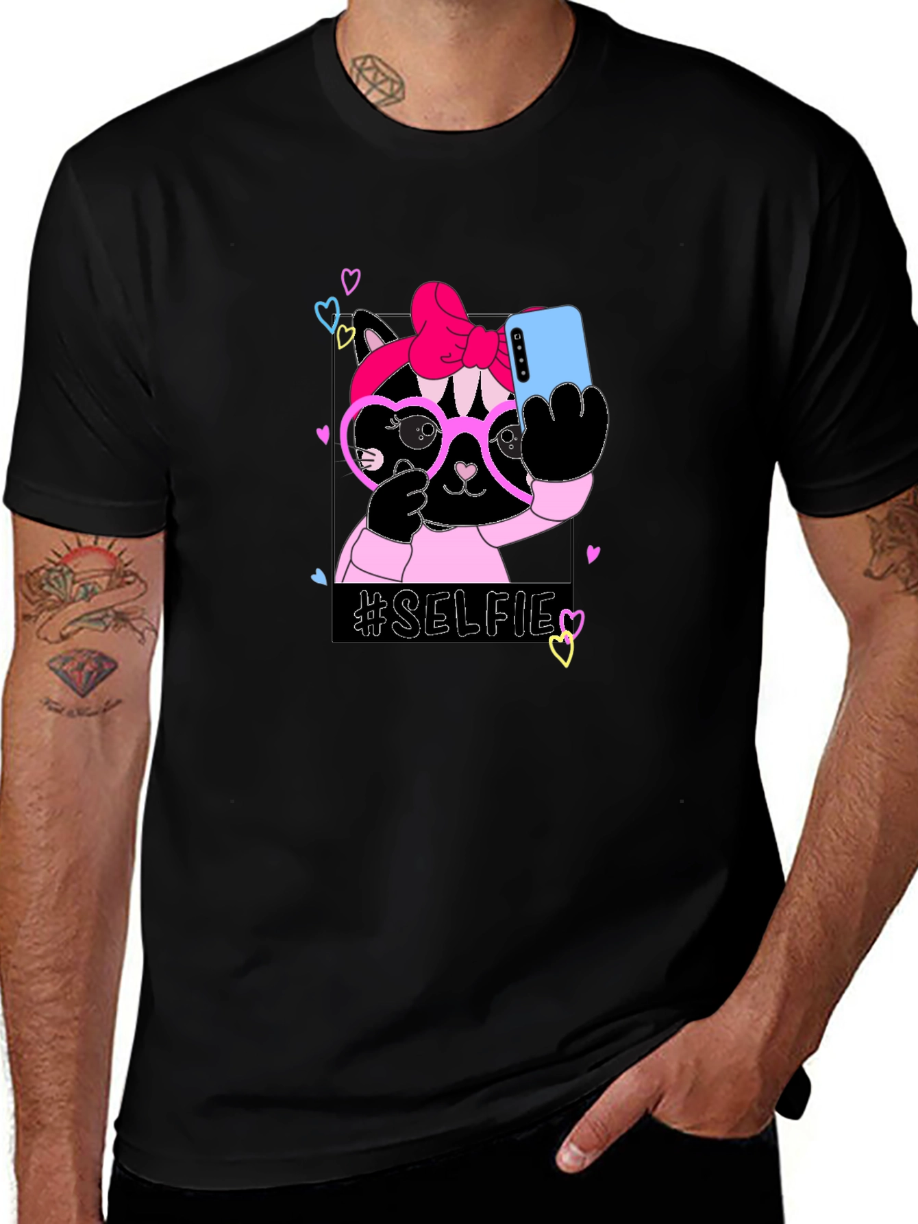Variant 8 of Cute Cat Selfie Graphic T-Shirt - Black