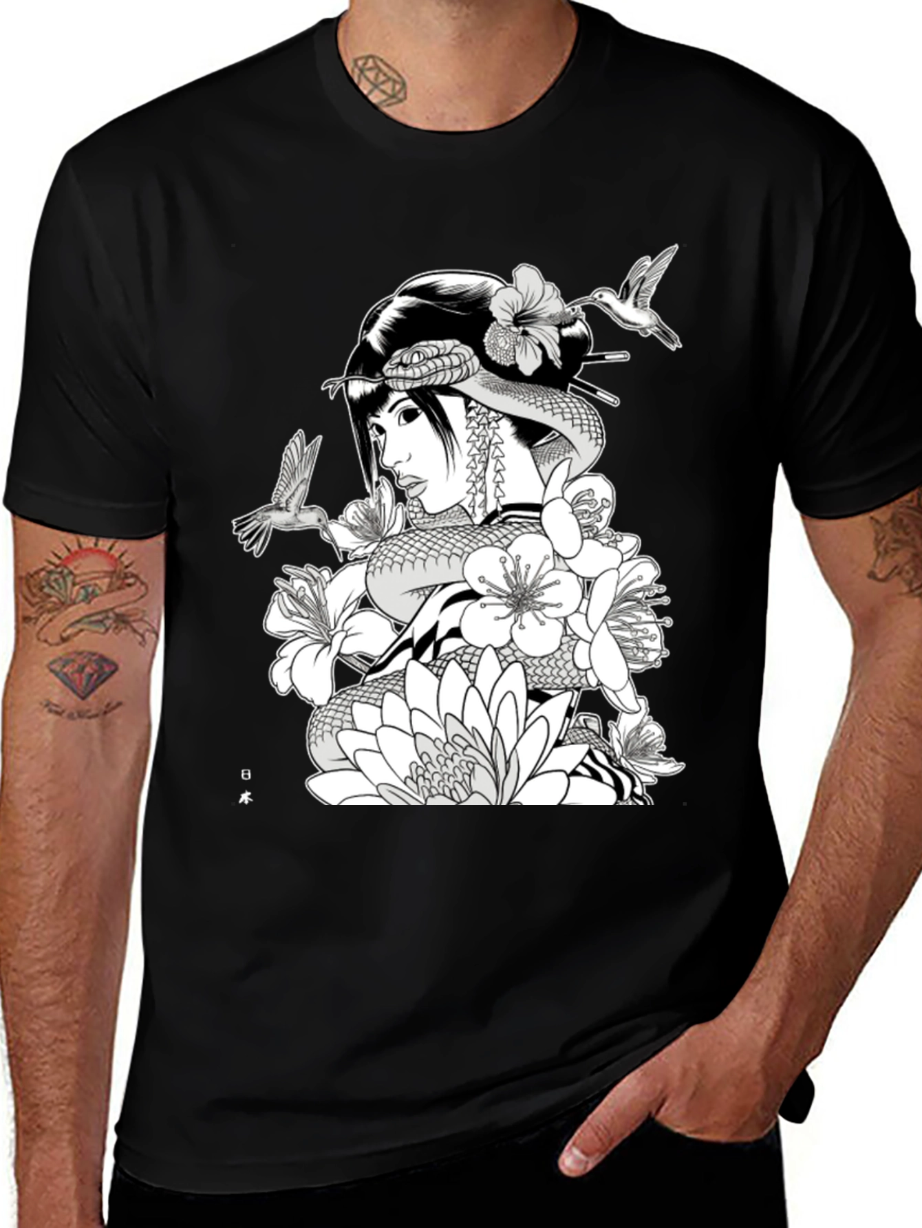 Geisha Snake Black T-Shirt - Unique Graphic Tee