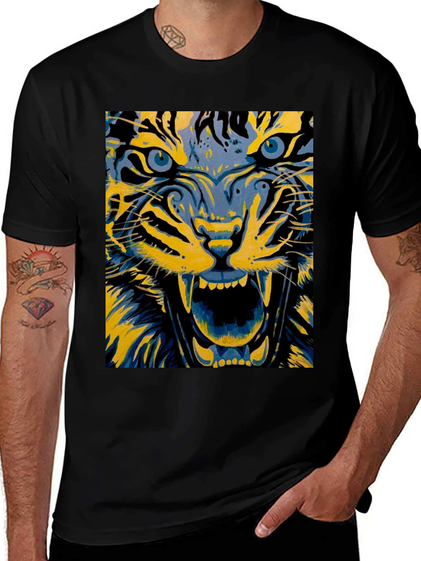 Variant 8 of Tiger Graphic Print Black T-Shirt