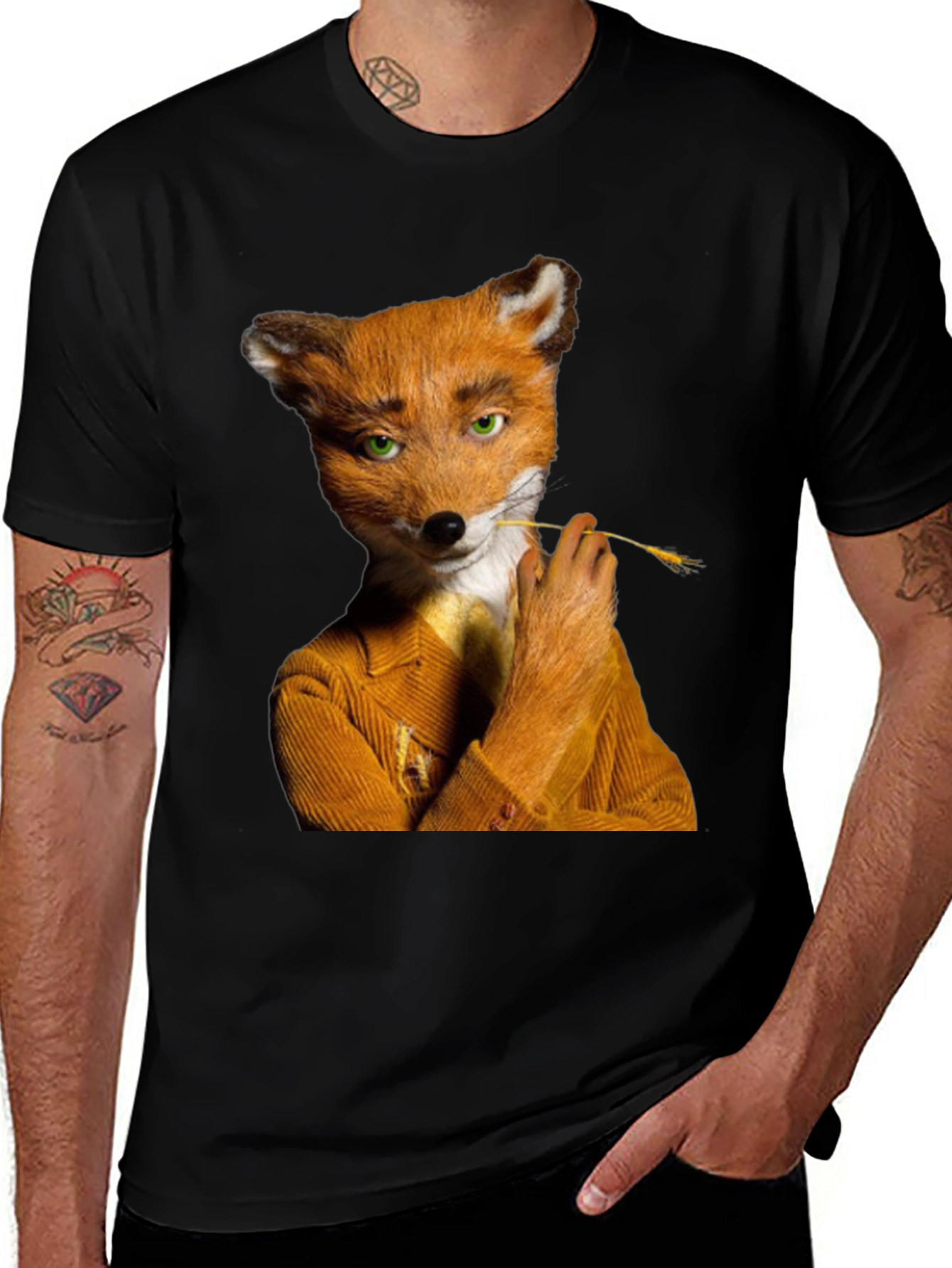 Variant 2 of Fantastic Mr. Fox Graphic T-Shirt - Stylish & Unique
