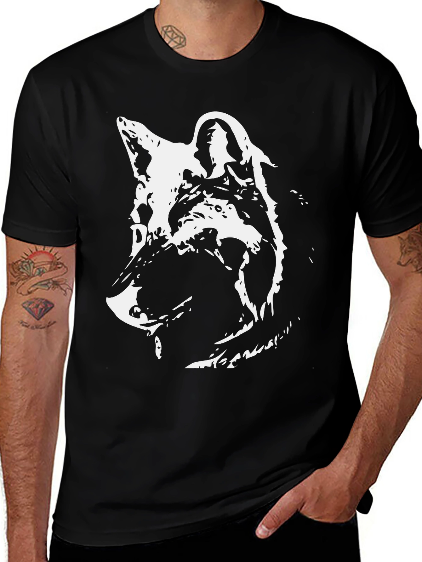 Variant 7 of Wolf Graphic Print Black T-Shirt