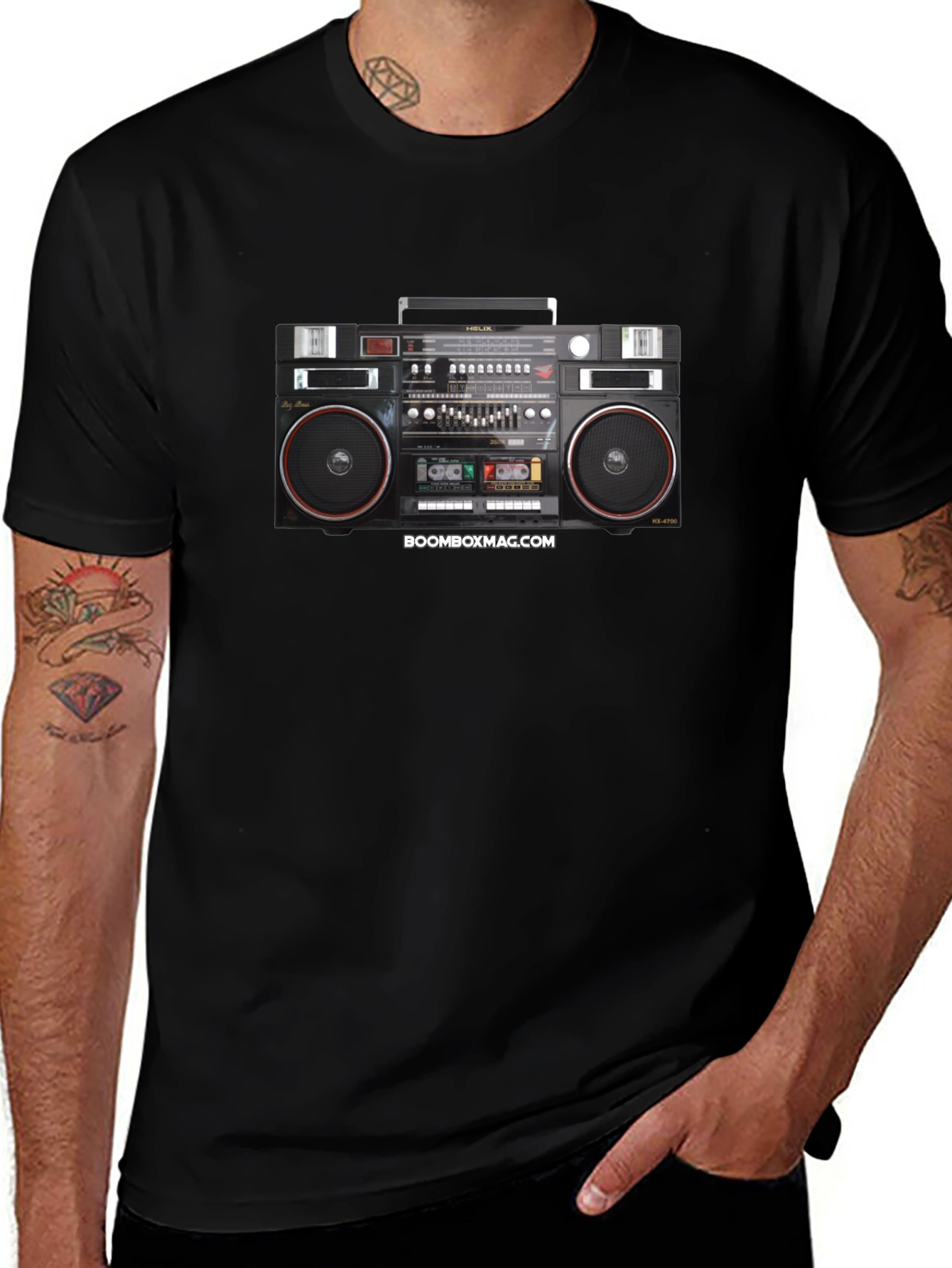 Variant 10 of Boombox Mag Black T-Shirt