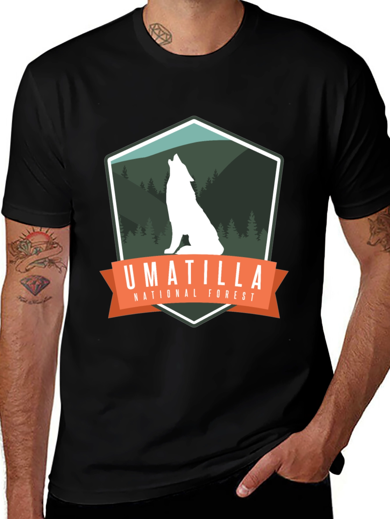 Umatilla National Forest Wolf Graphic Tee
