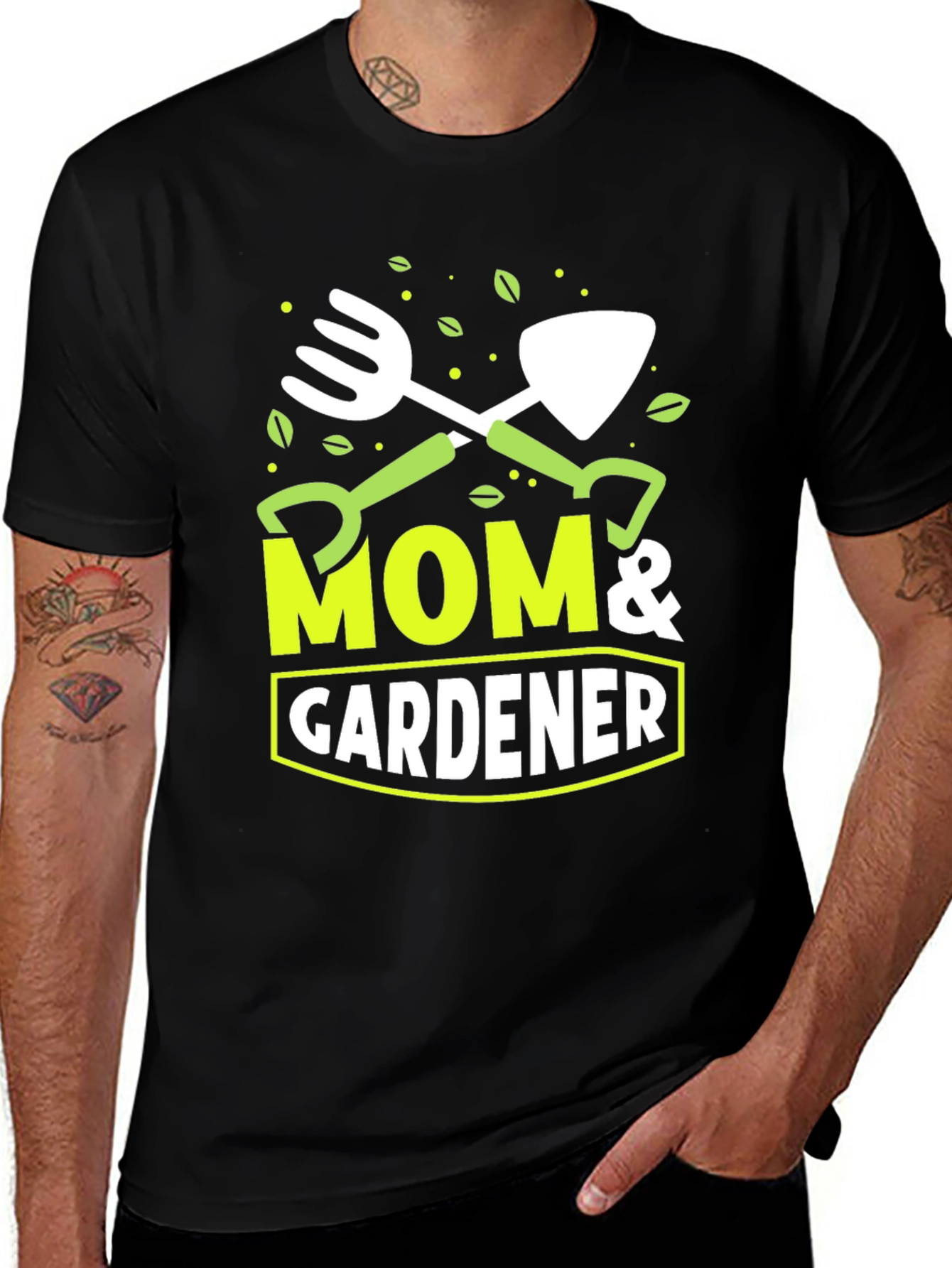 Variant 20 of Mom & Gardener Graphic T-Shirt - Black