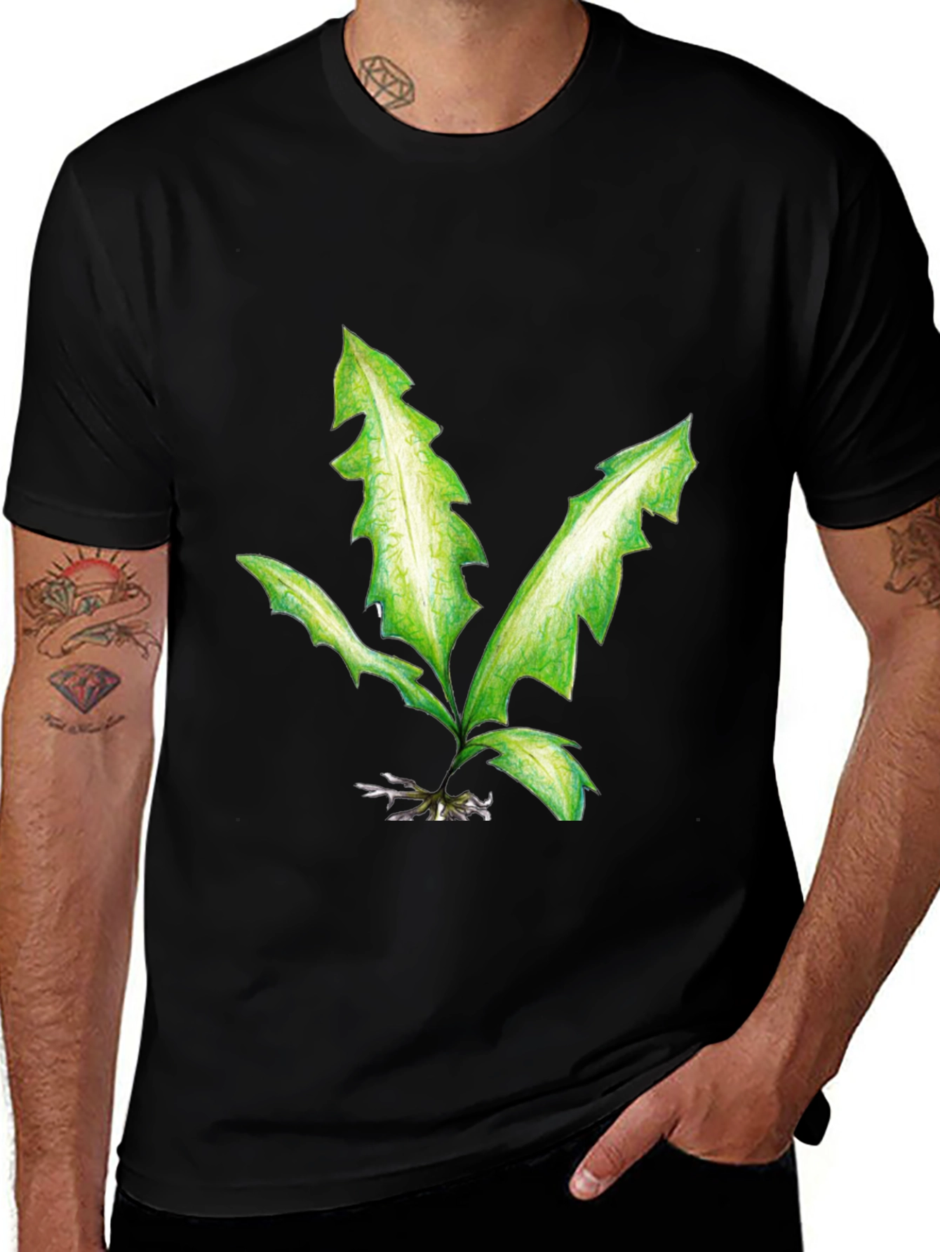 Variant 19 of Leaf Print Black T-Shirt