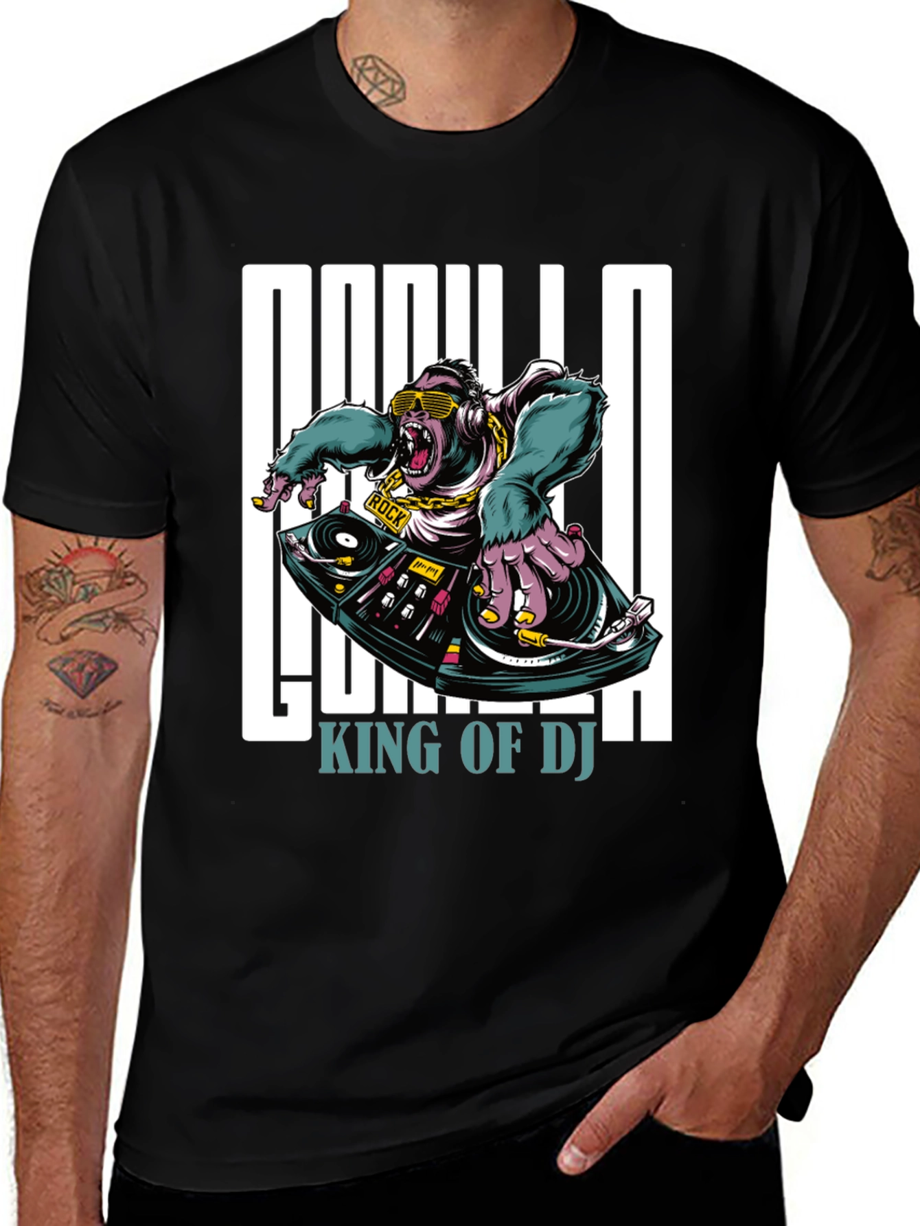 Variant 18 of Gorilla King of DJ Graphic Tee