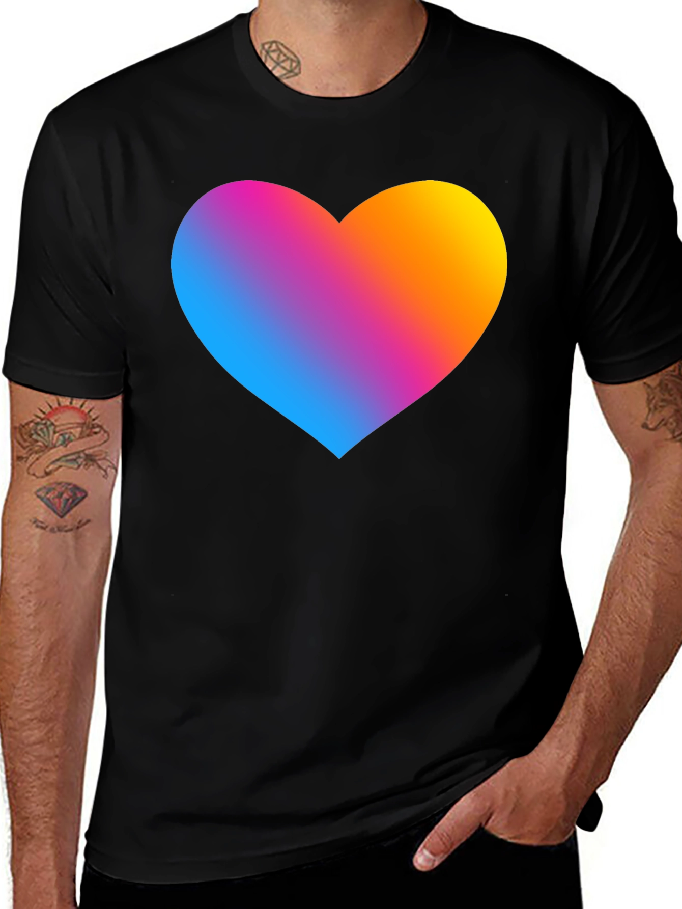 Variant 19 of Gradient Heart Graphic Black T-Shirt
