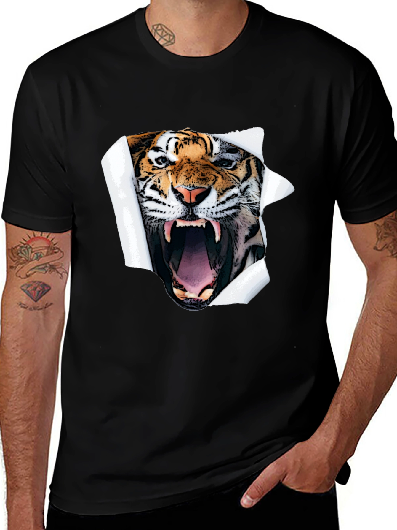 Variant 26 of Roaring Tiger Graphic T-Shirt - Black