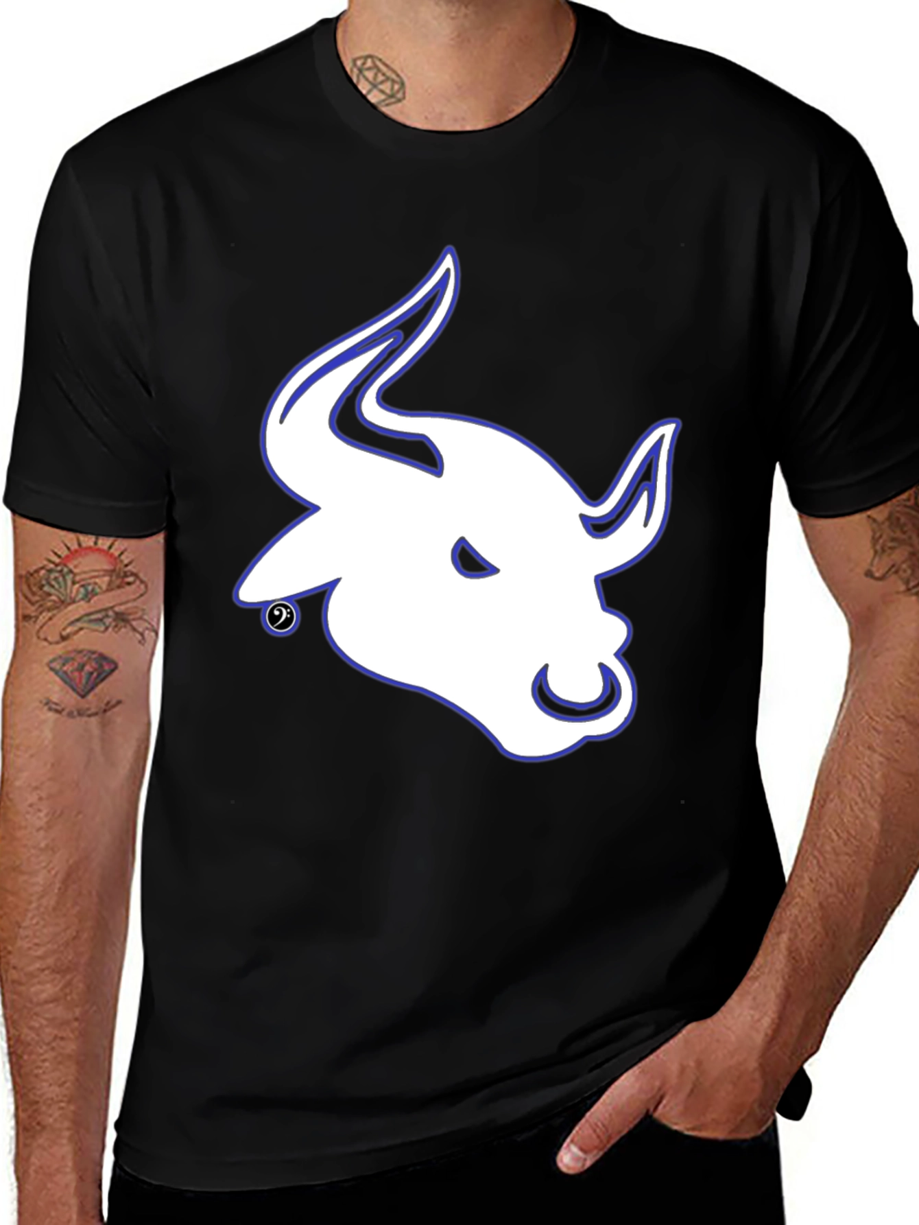 Variant 13 of Bull Head Graphic Black T-Shirt