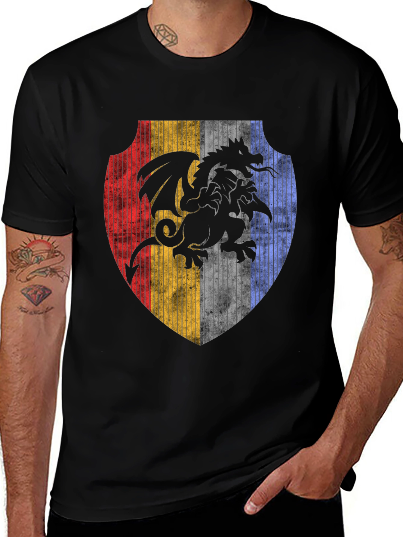 Variant 28 of Dragon Crest Graphic Black T-Shirt