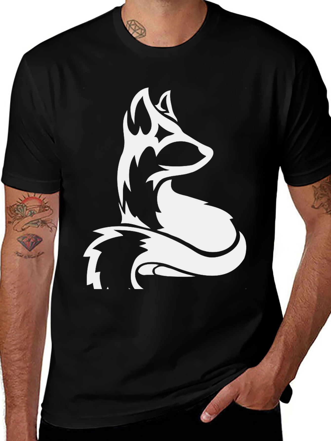 Variant 22 of Men's Black T-shirt with White Fox Graphic