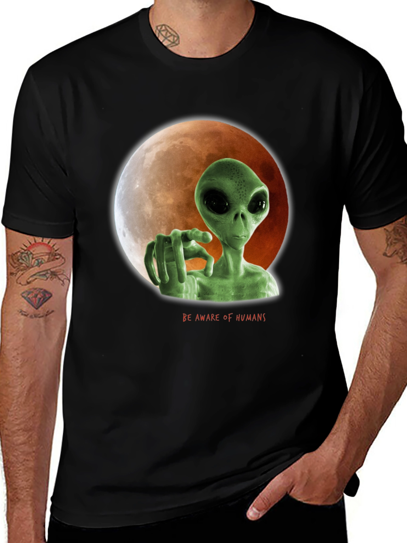 Variant 4 of Alien Lunar Warning Graphic Tee