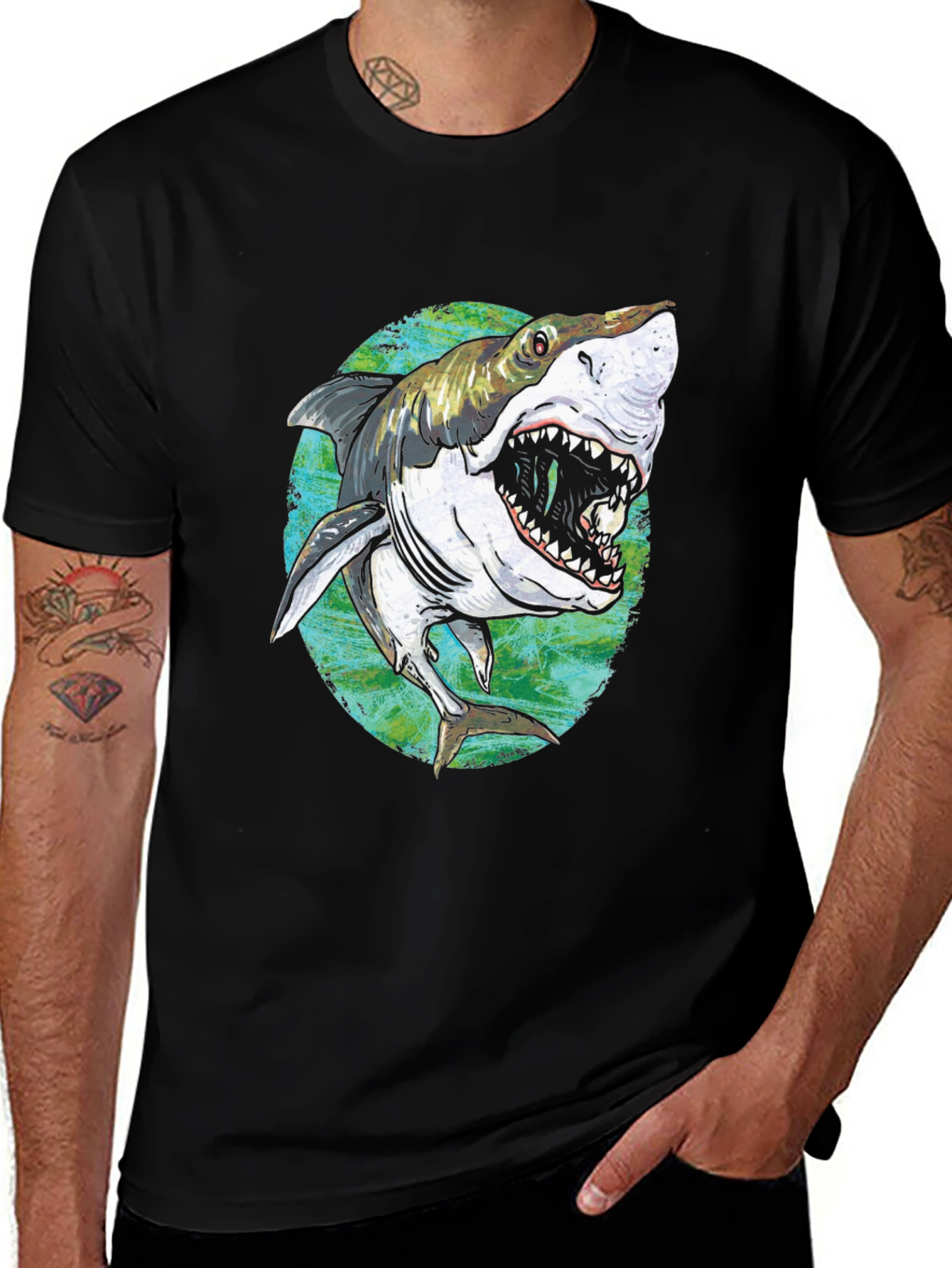 Variant 16 of Shark Graphic Print T-Shirt