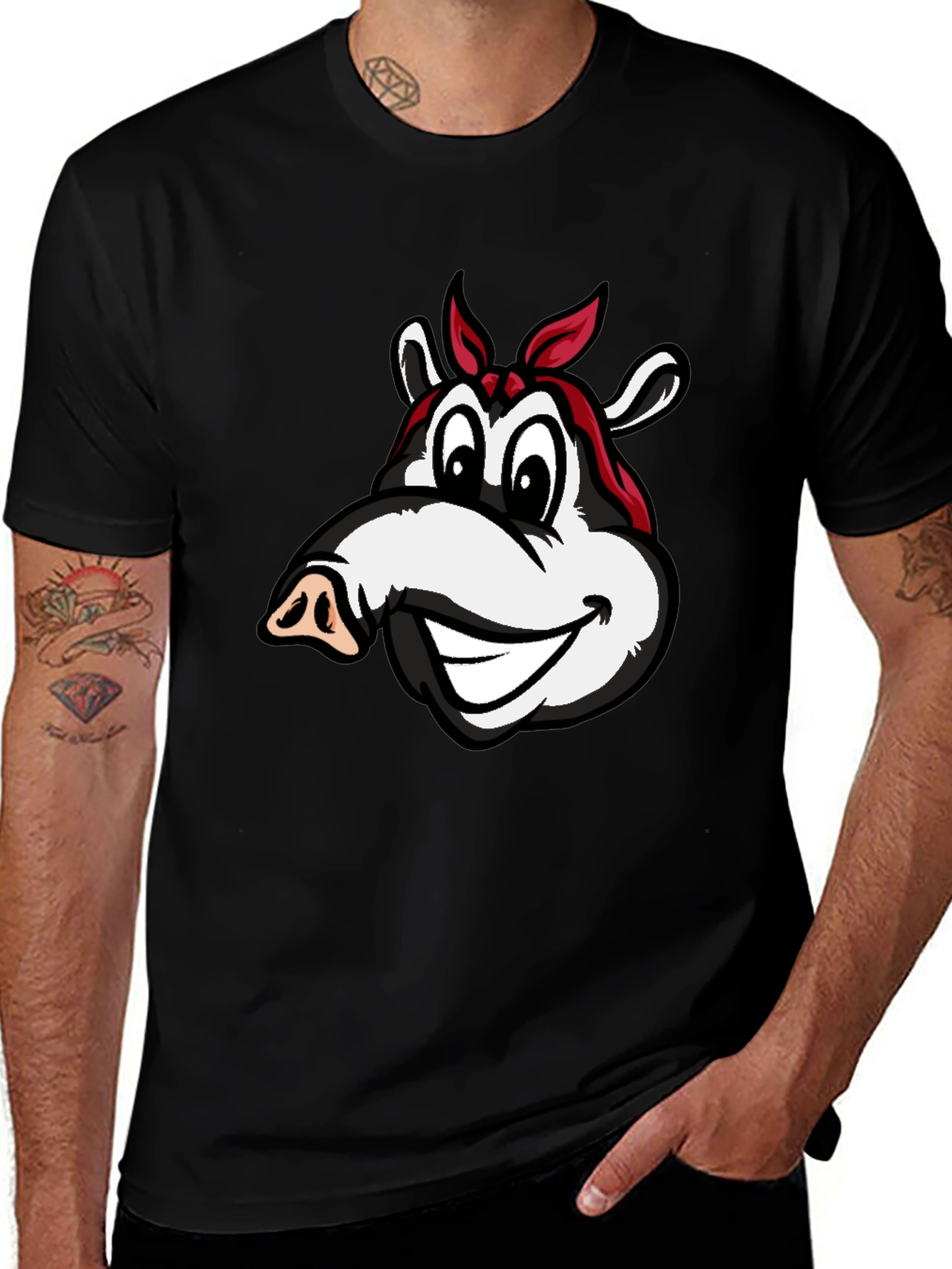 Variant 4 of Cartoon Pig Bandana Black T-Shirt