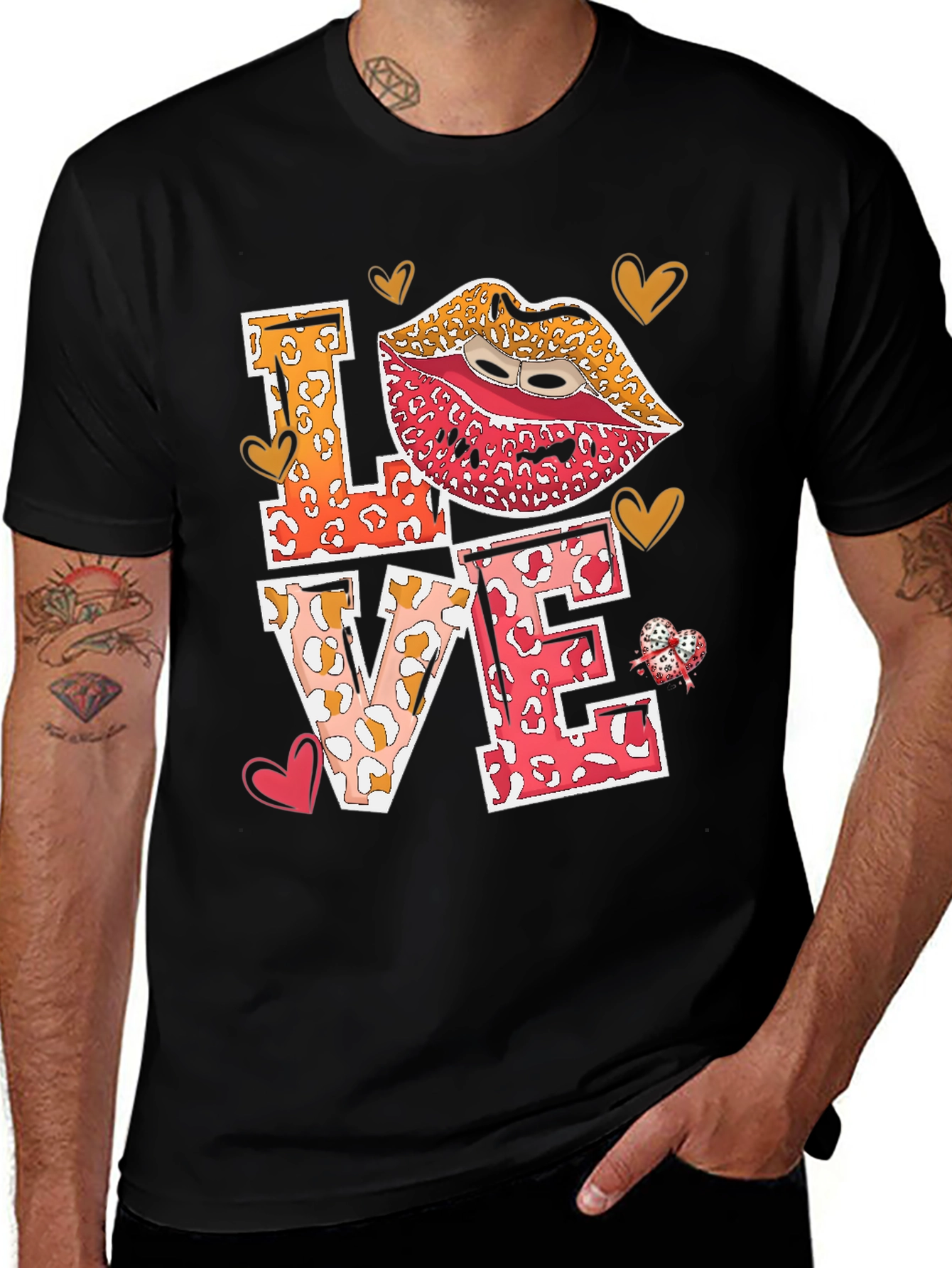 Variant 26 of LOVE Leopard Print T-Shirt