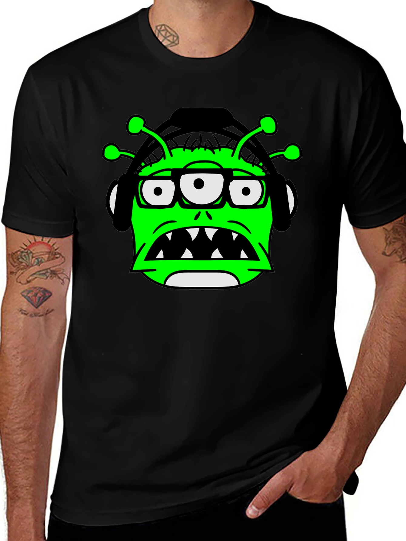 Three-Eyed Alien Headphone Graphic Tee