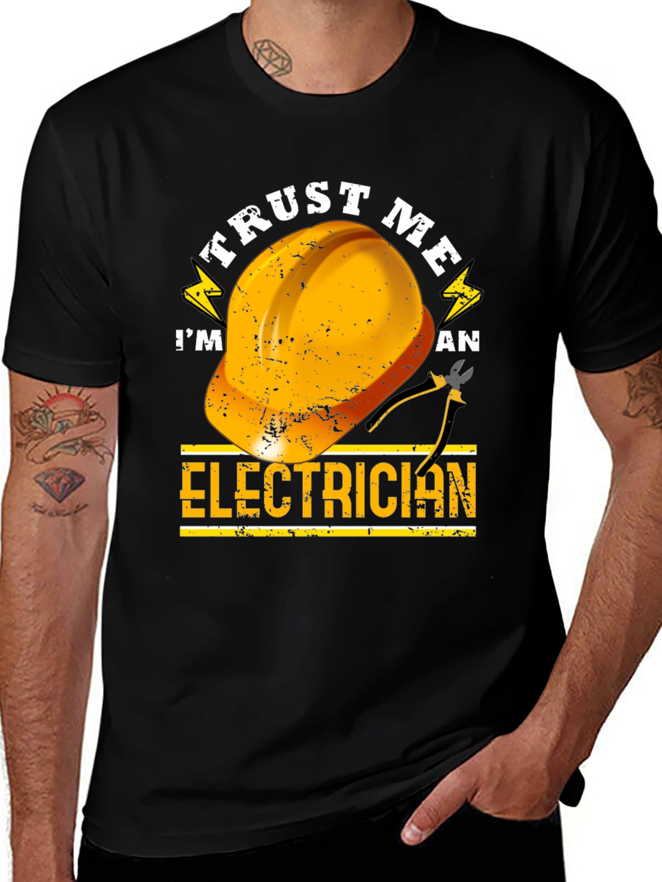 Variant 6 of Trust Me I'm an Electrician T-Shirt
