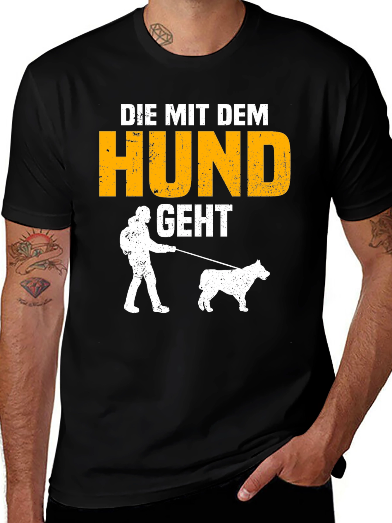 Variant 12 of Dog Walker T-Shirt: "Die Mit Dem Hund Geht"