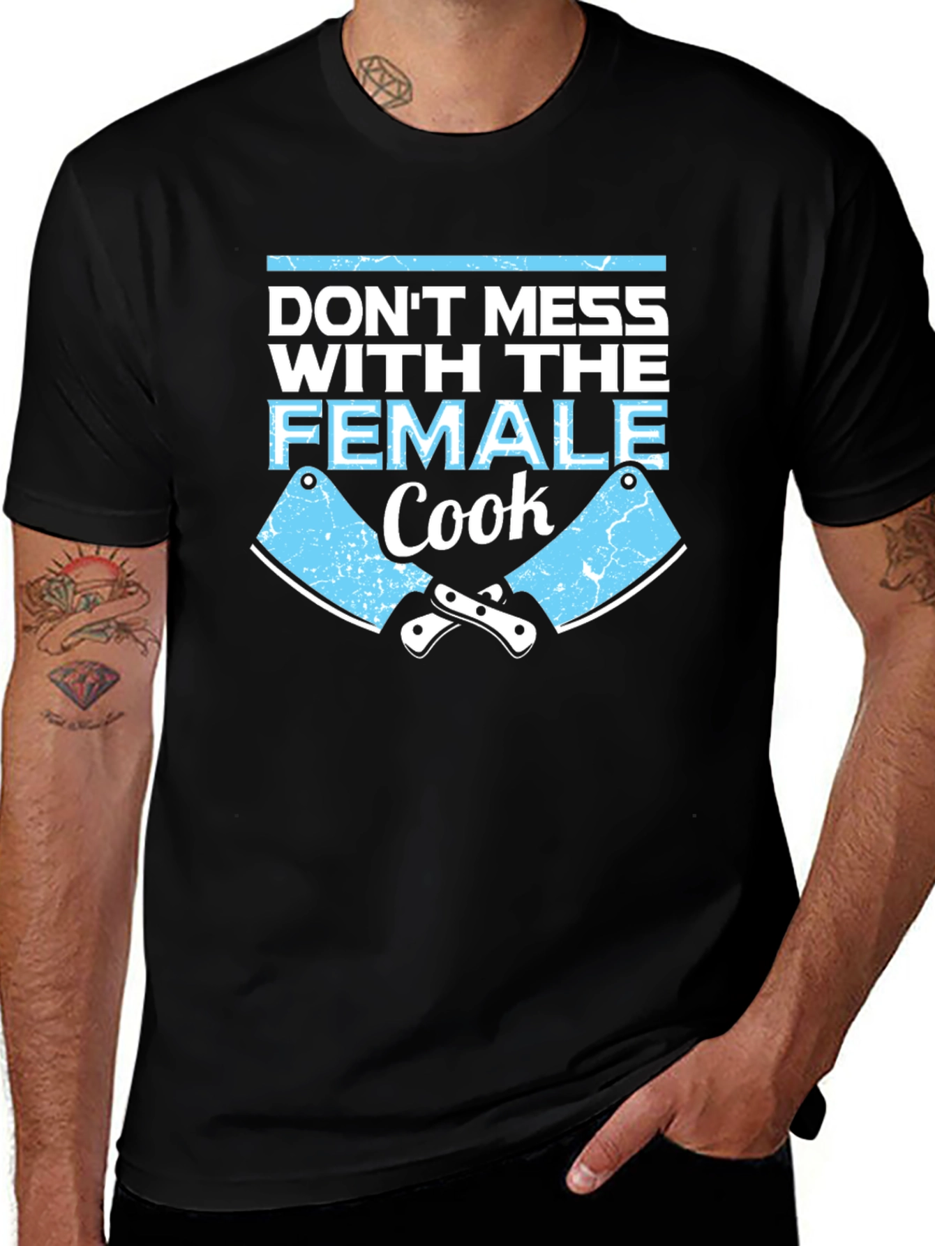 Variant 12 of Don't Mess With the Female Cook - Funny T-Shirt