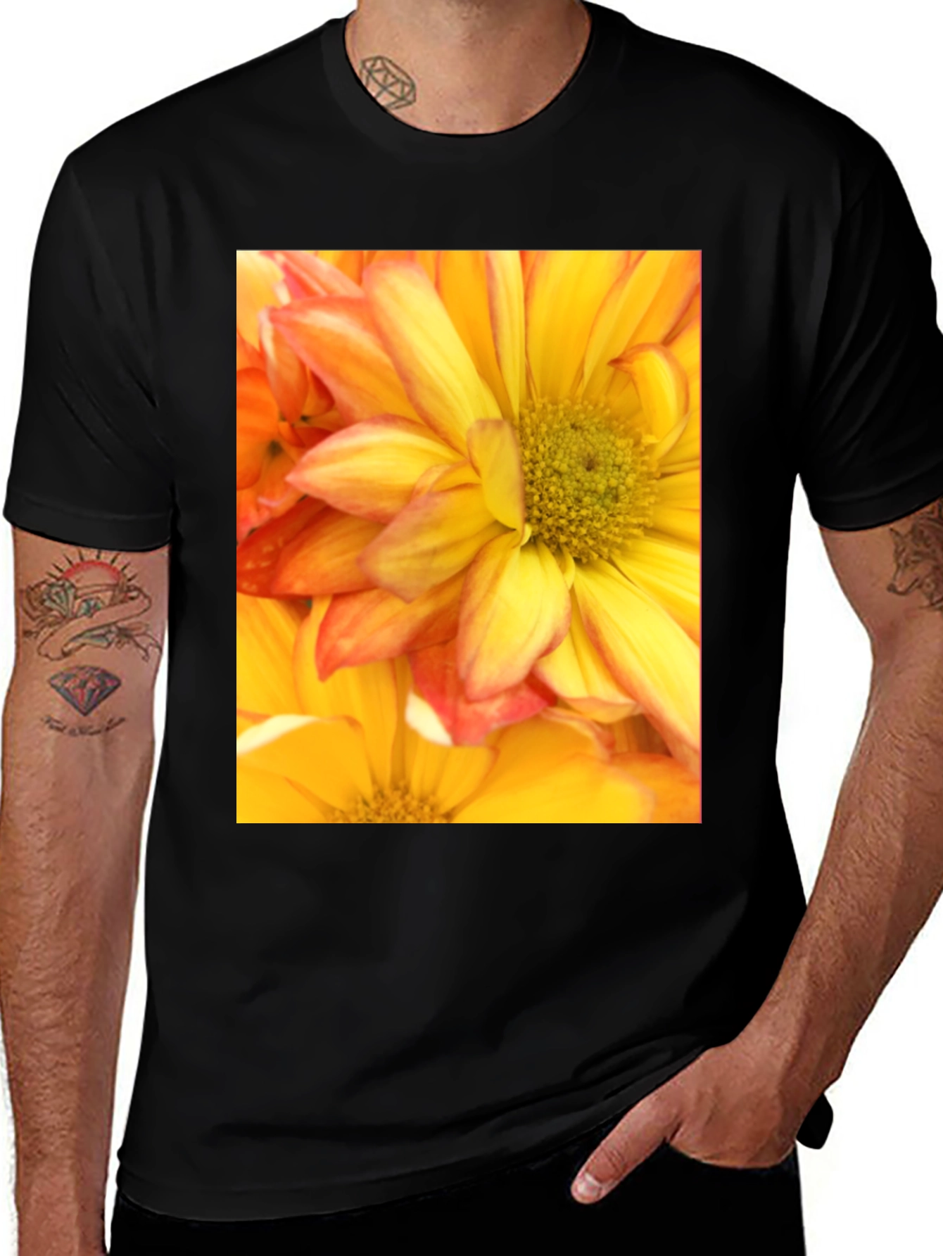 Variant 14 of Floral Print Black T-Shirt