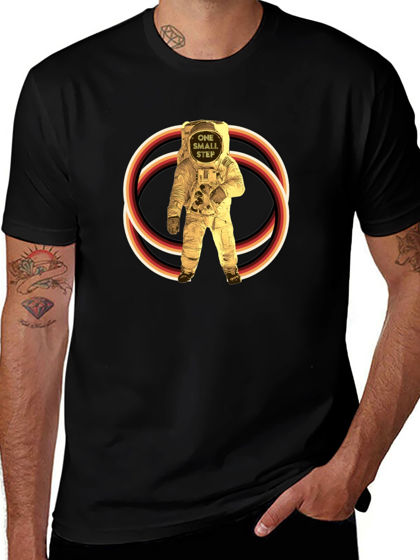 Variant 26 of Retro Astronaut Graphic T-Shirt