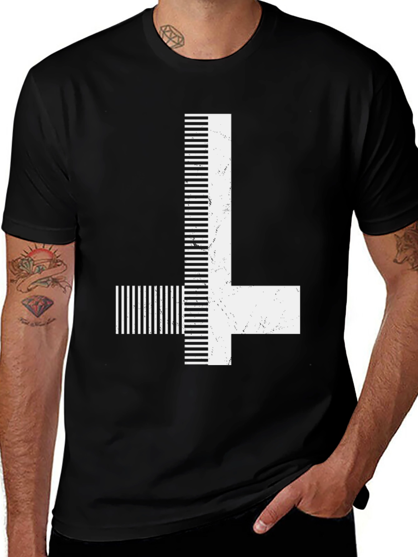 Variant 21 of Inverted Cross Graphic Print Black T-Shirt