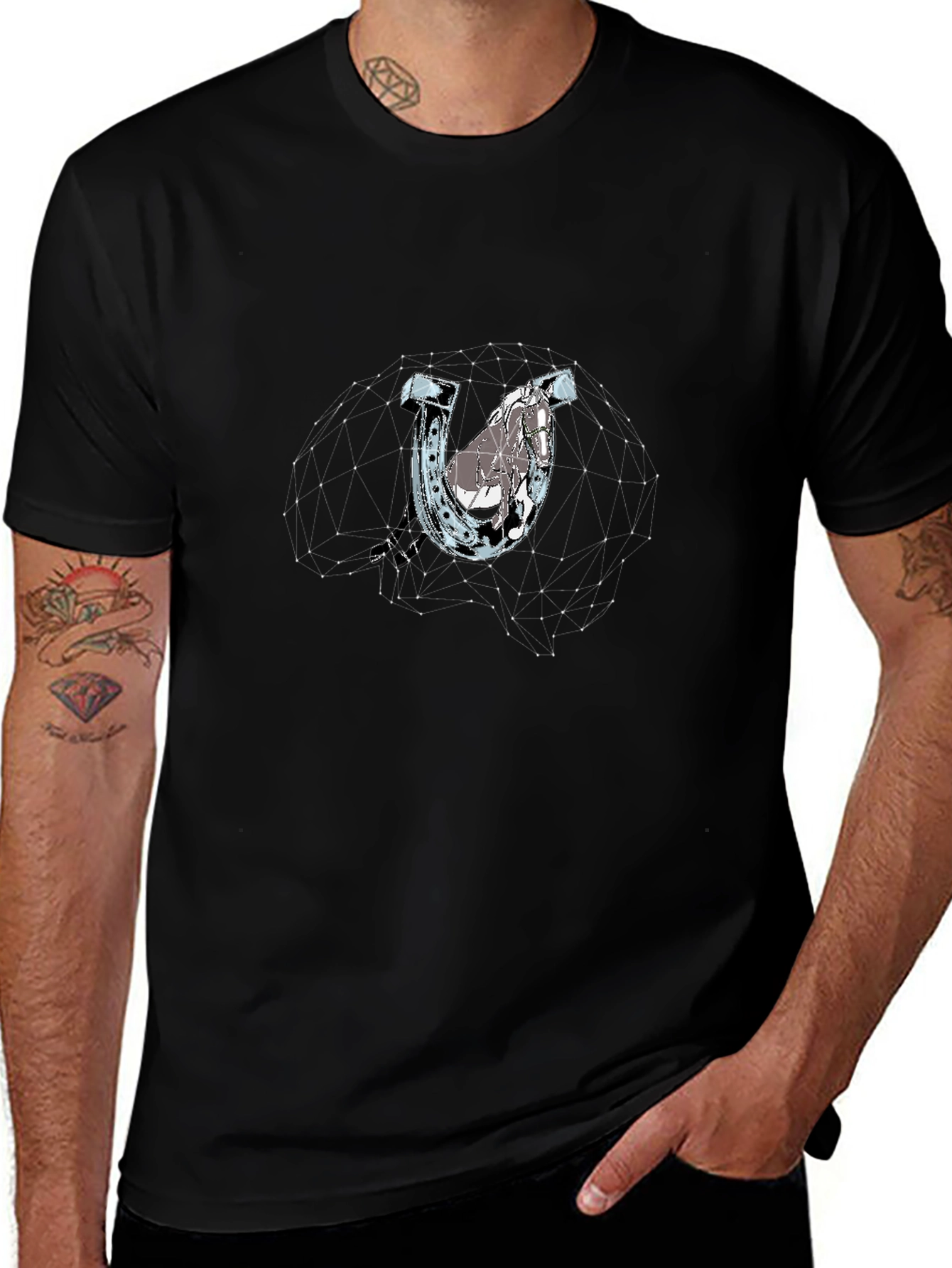Black Lucky Horseshoe Graphic Tee - Modern Design main image
