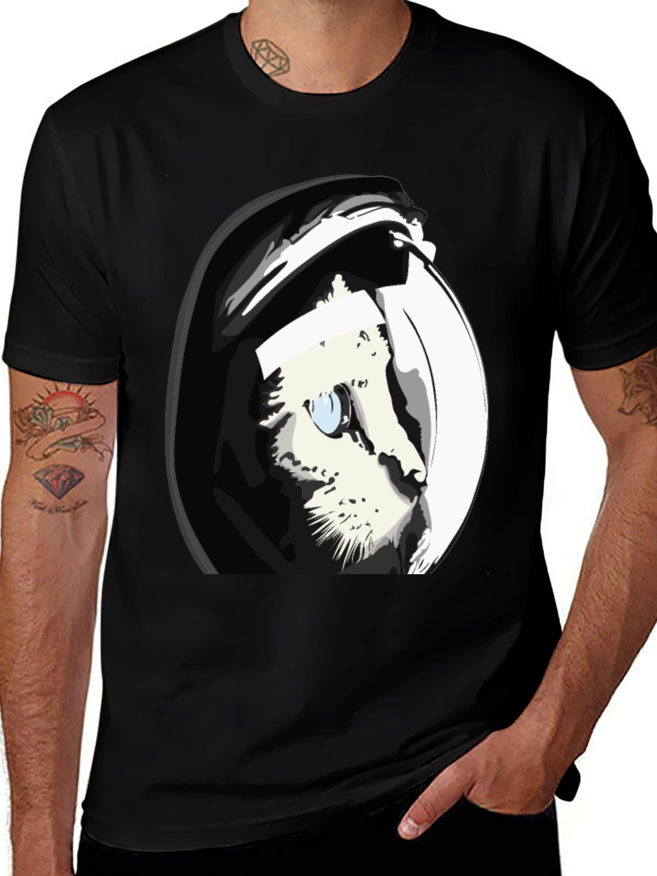 Variant 10 of Cat Astronaut Graphic Tee - Cool Black T-Shirt