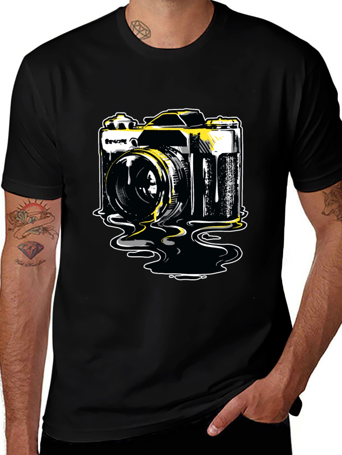 Variant 20 of Retro Camera Graphic T-Shirt - Black