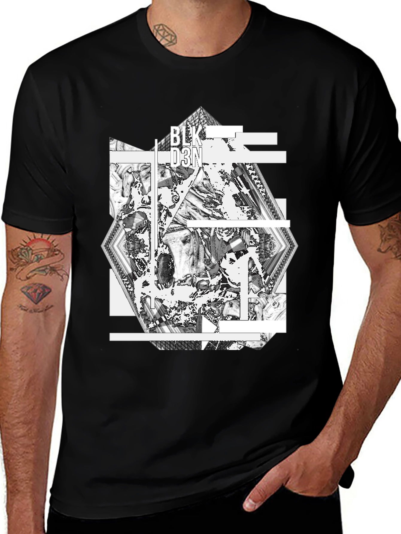 Variant 7 of Abstract Graphic Print Black T-Shirt