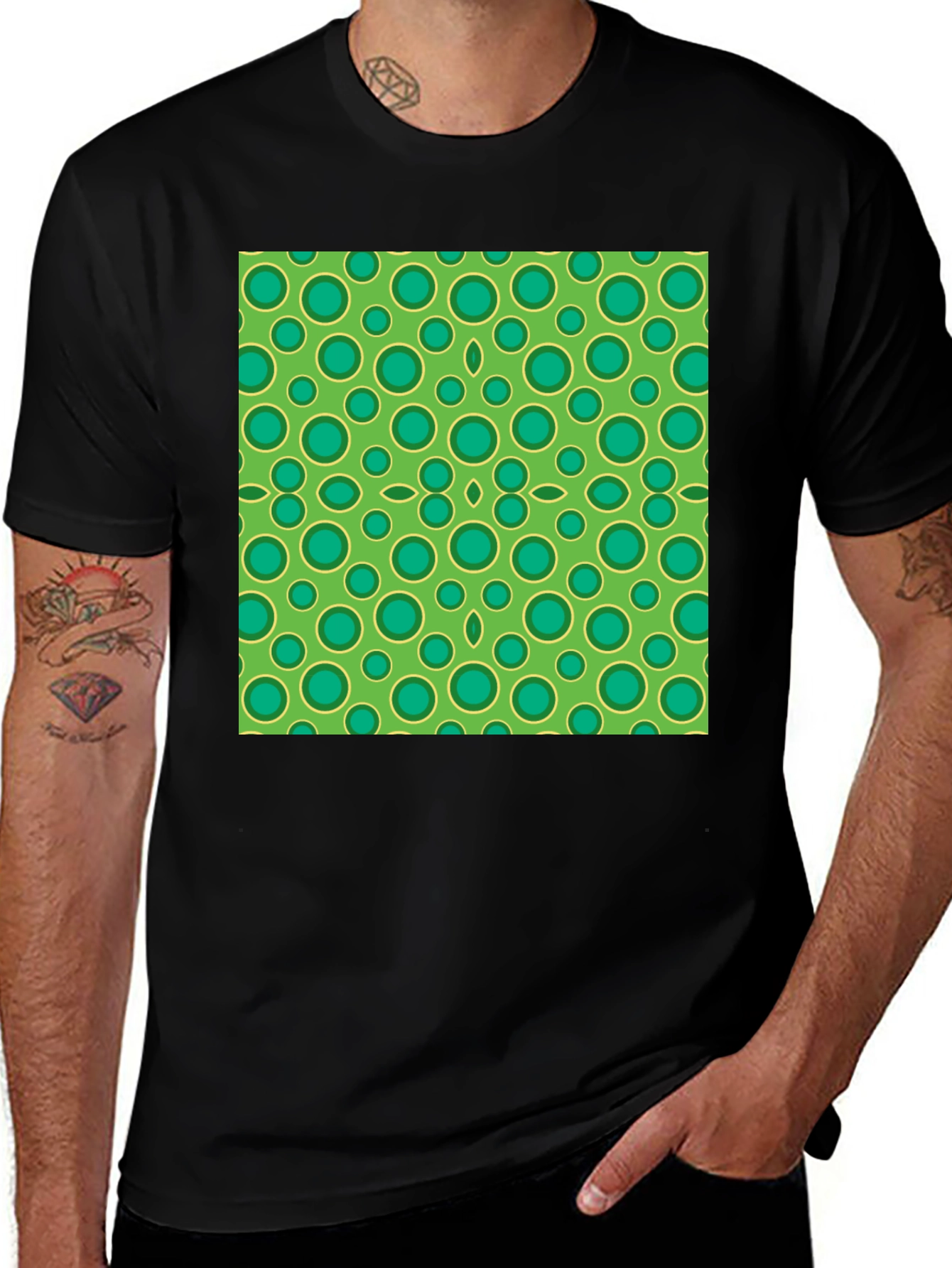 Variant 26 of Green Circle Pattern Black T-Shirt