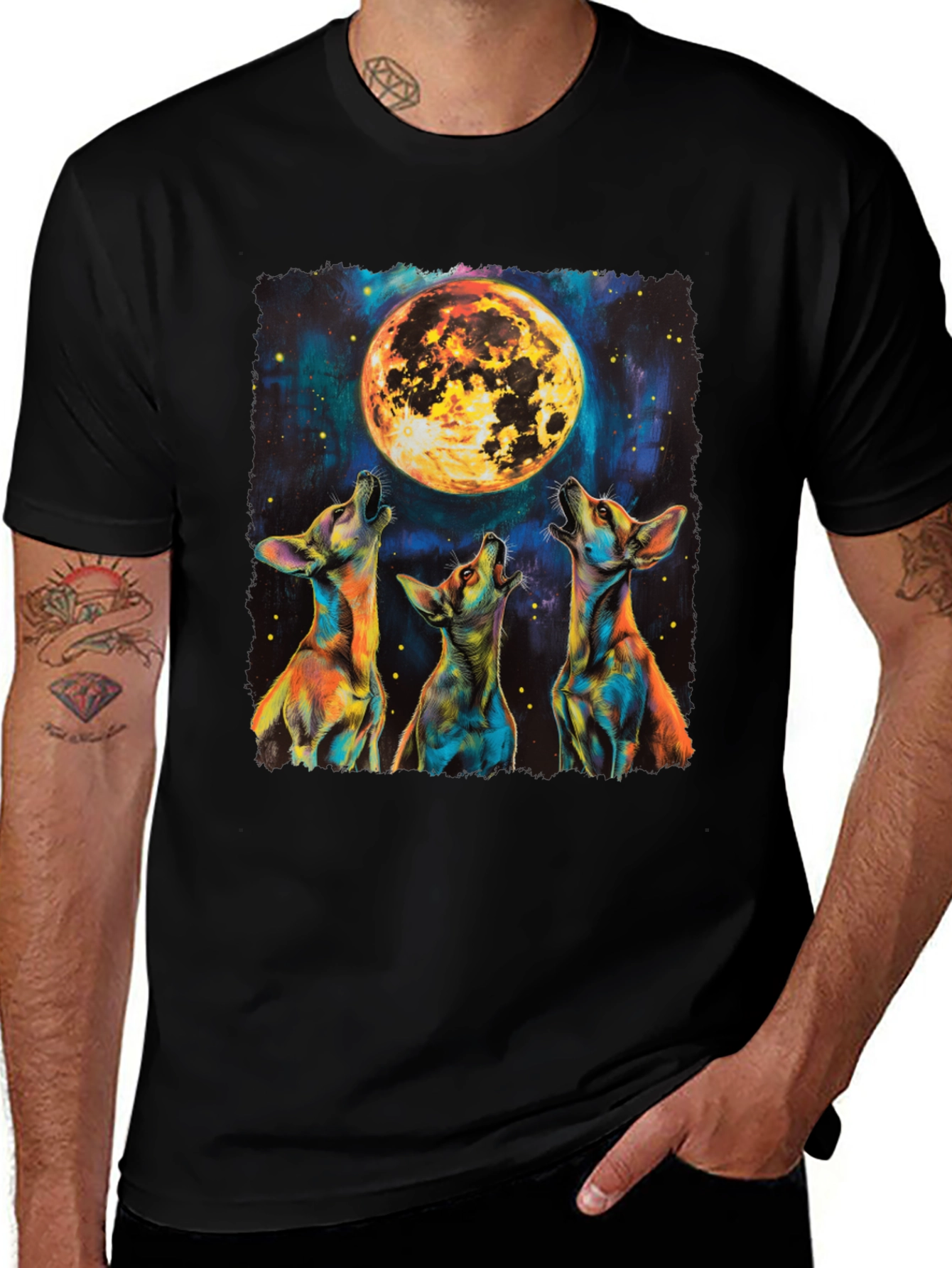 Variant 14 of Wolf Howling at the Moon Graphic Tee