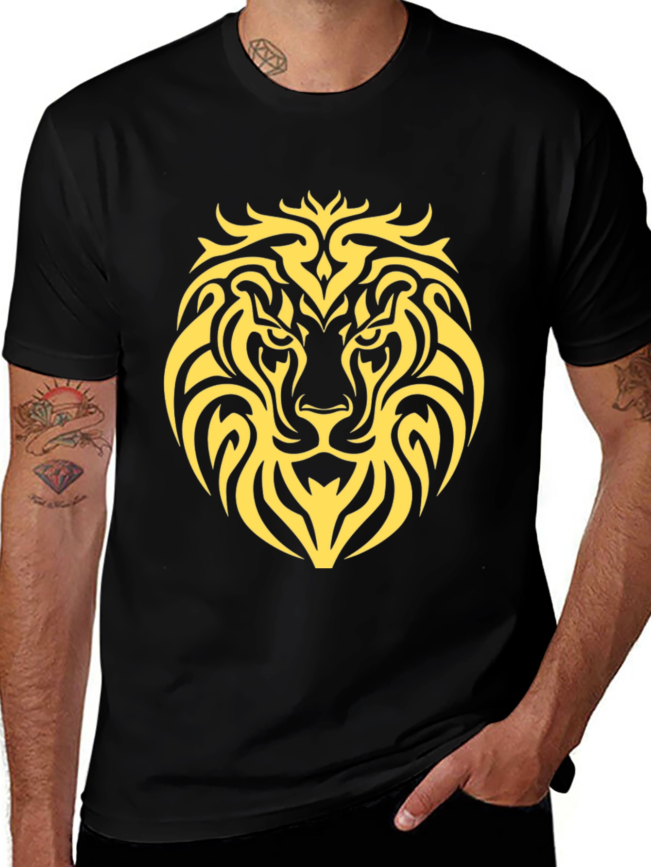 Variant 5 of Lion Graphic Black T-Shirt - Bold Animal Design