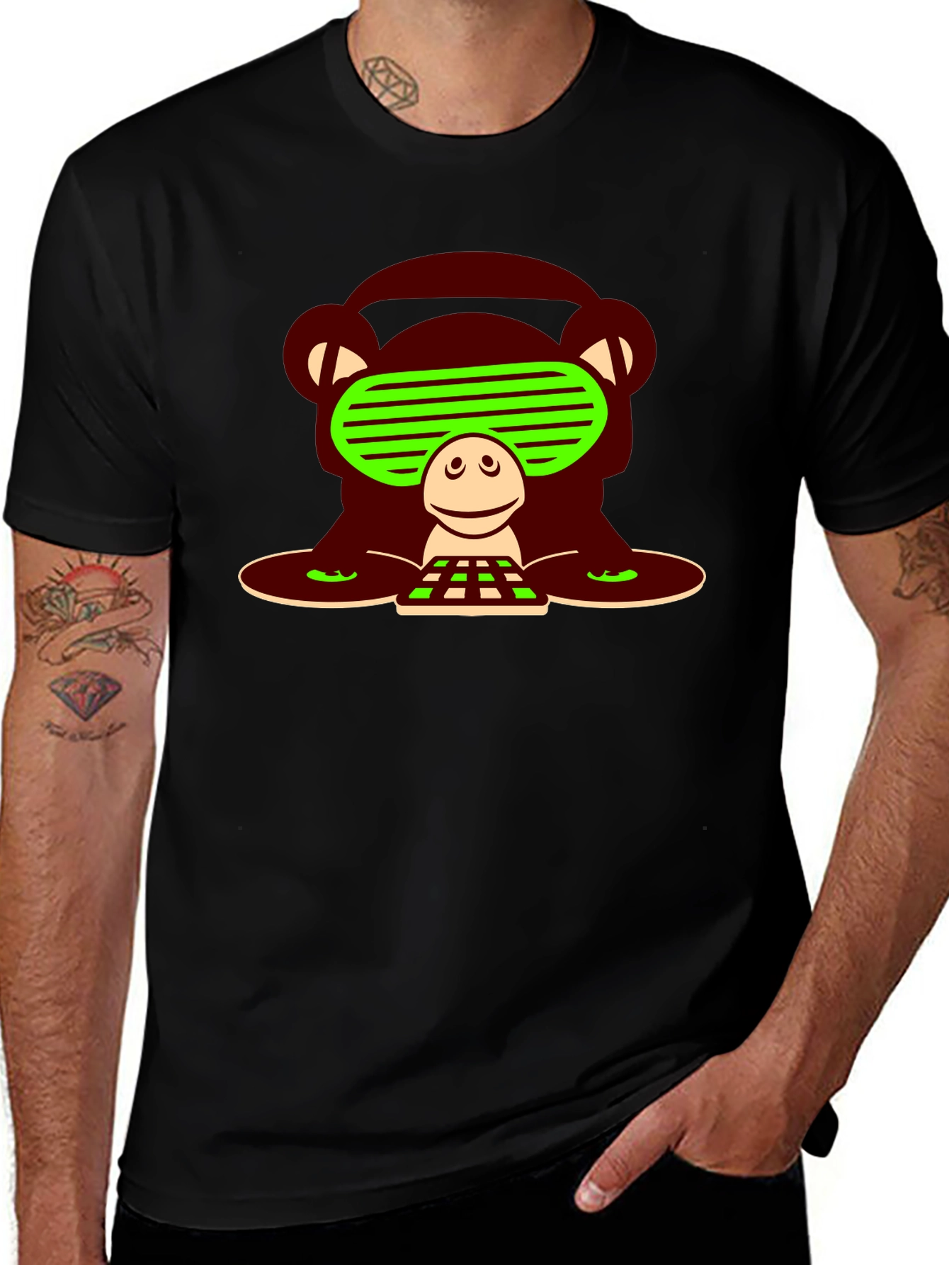 Variant 21 of DJ Monkey Graphic T-Shirt