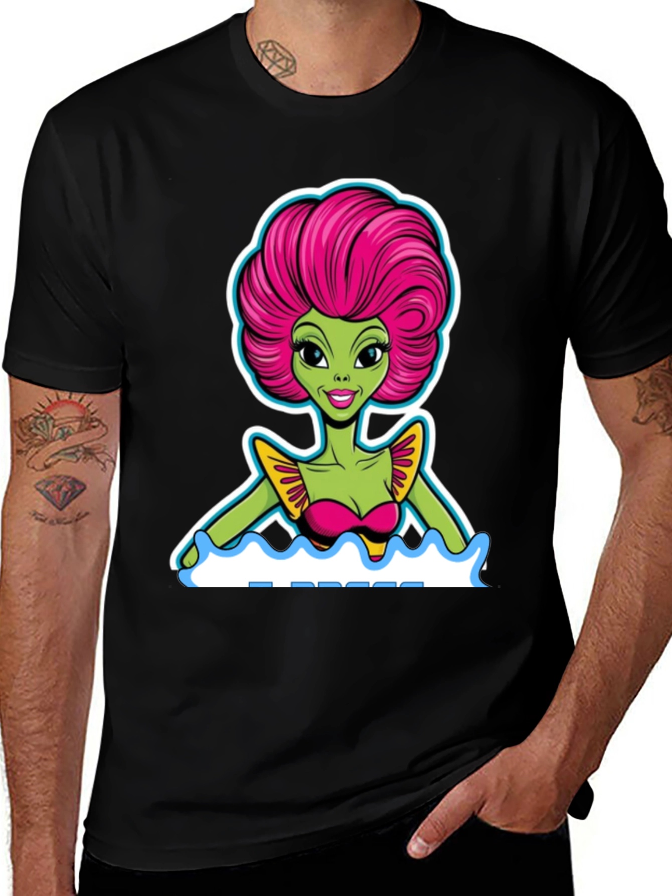 Variant 12 of Funky Alien Woman T-Shirt