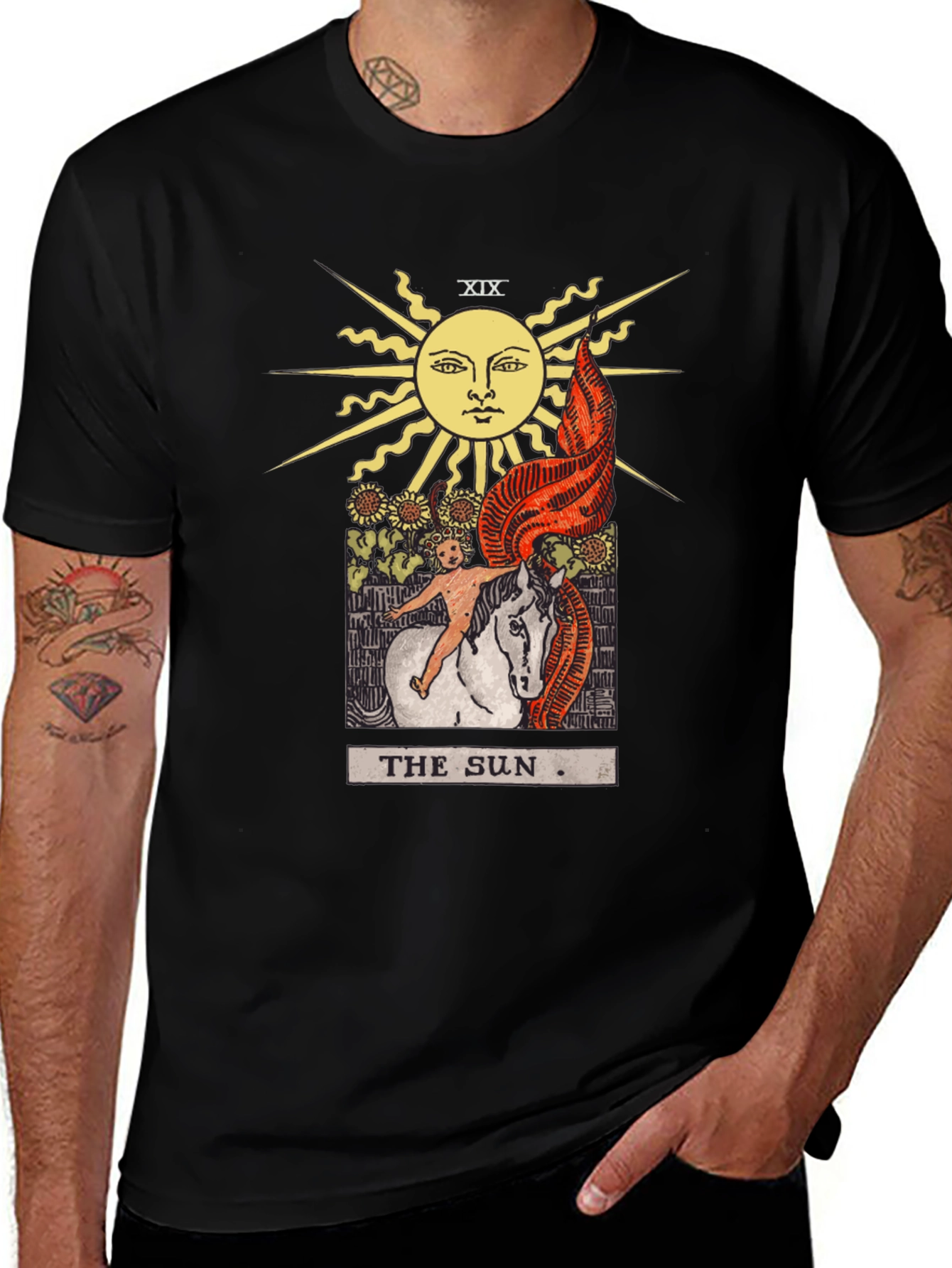 Variant 13 of The Sun Tarot Card Graphic T-Shirt - Rider Waite Design