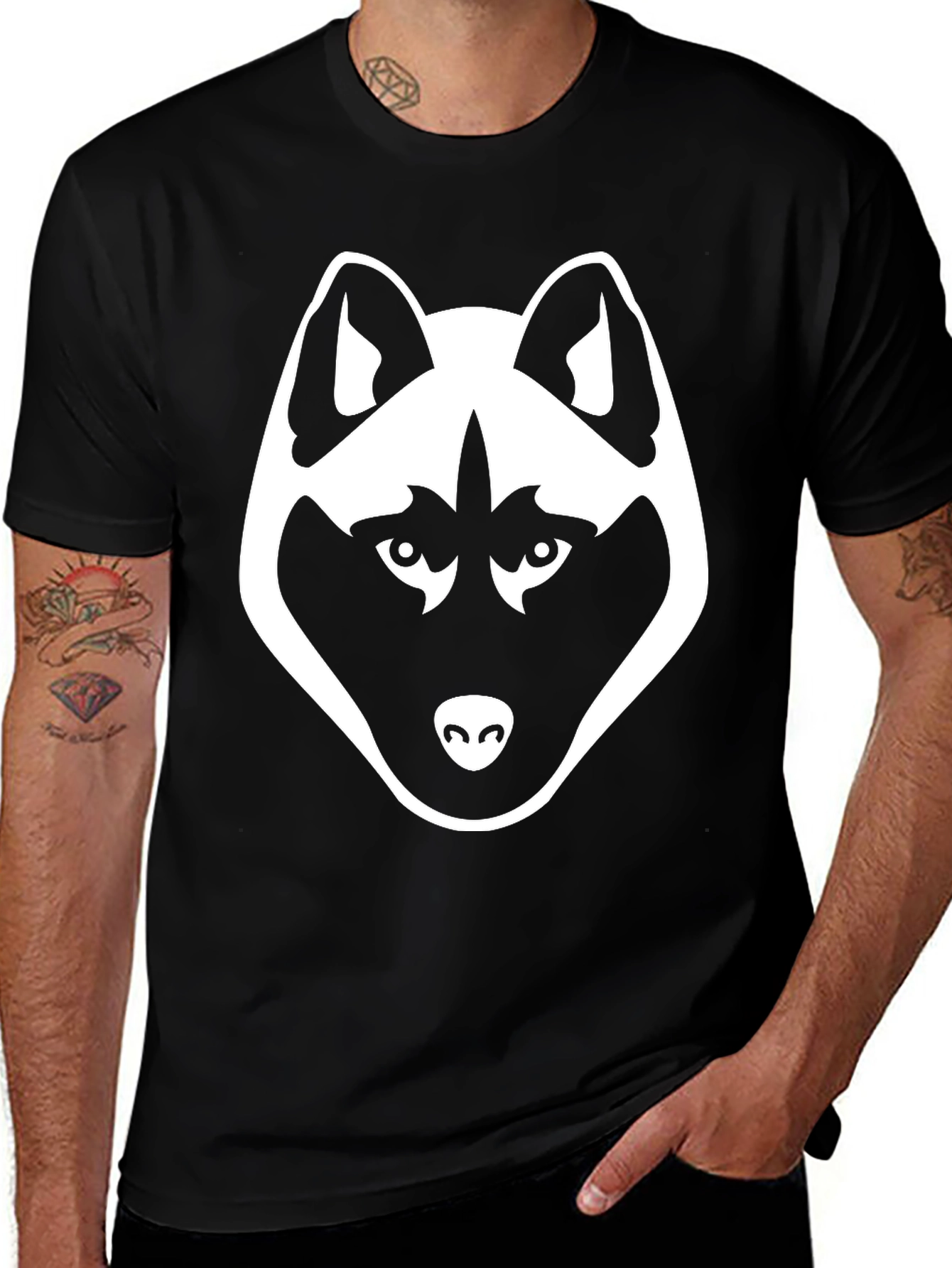Variant 28 of Black Husky Graphic T-Shirt