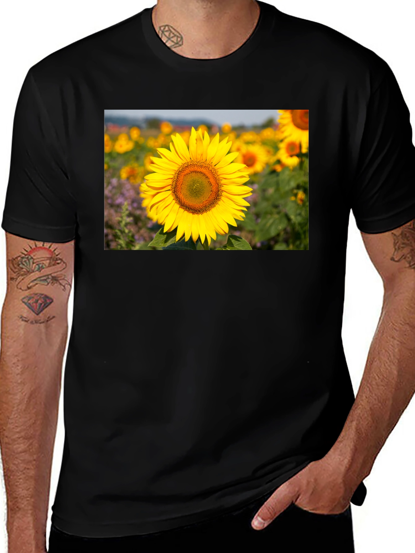 Variant 12 of Sunflower Graphic Print Black T-Shirt