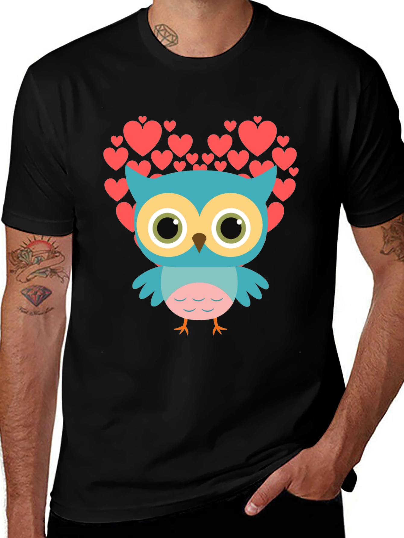 Variant 23 of Owl Heart Graphic T-Shirt - Black