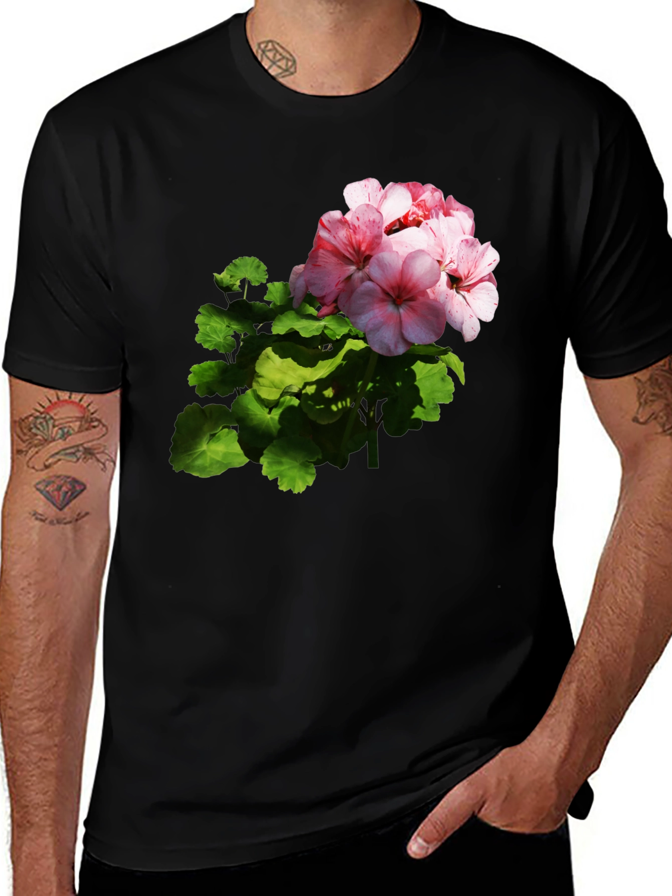 Variant 16 of Floral Print Black T-Shirt - Casual Style