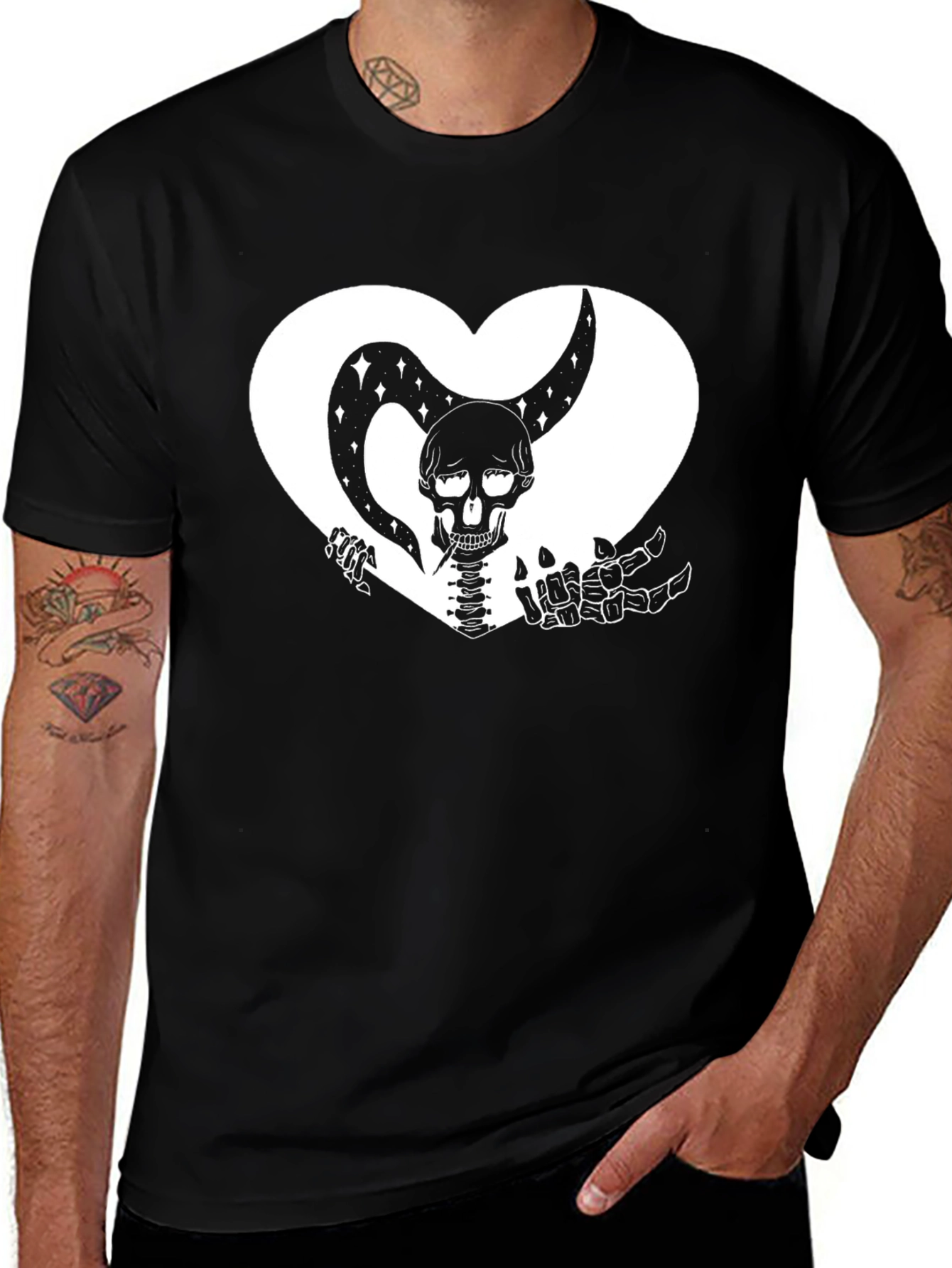 Variant 13 of Skull Heart Graphic Tee - Edgy Black T-Shirt