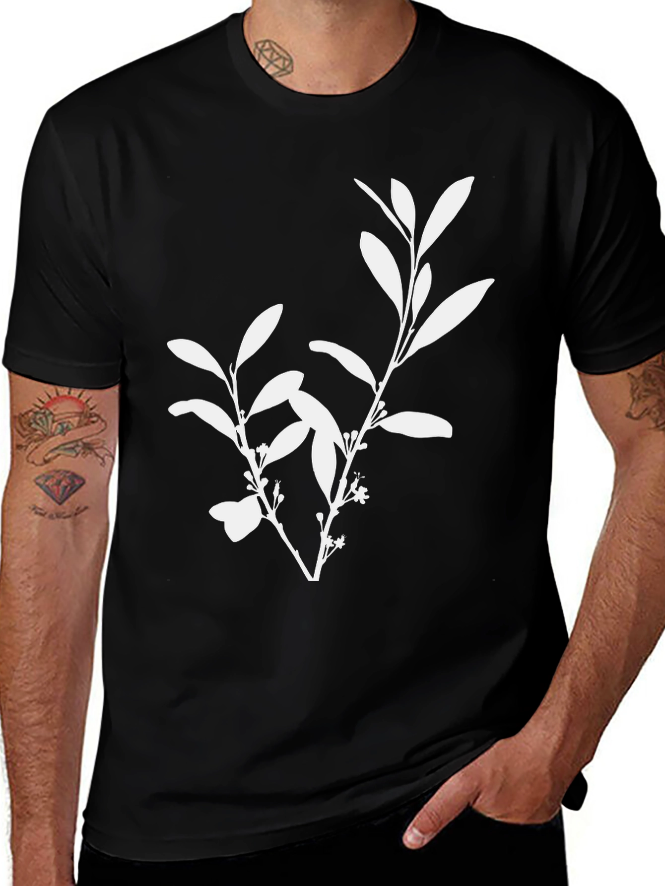 Variant 11 of Botanical Print Black T-Shirt